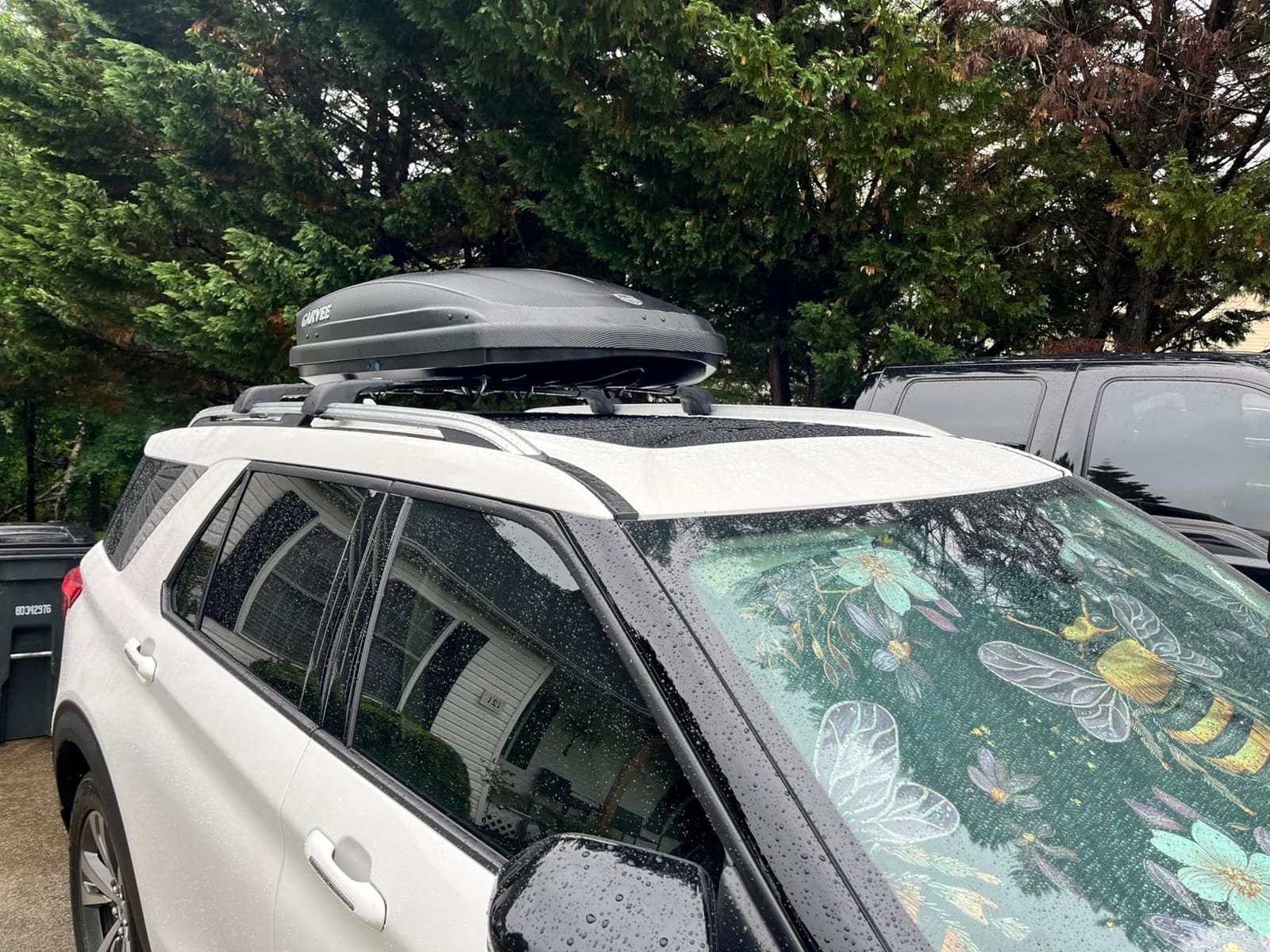 GarveeTech Rooftop Cargo Box Carrier, Dual-Side Opening Roof Luggage Storage, 165 LBS Weight Capacity Vehicle Hard-Shell Carriers with Secure Straps & Keys, Black (12 Cubic Feet) customer photo 2