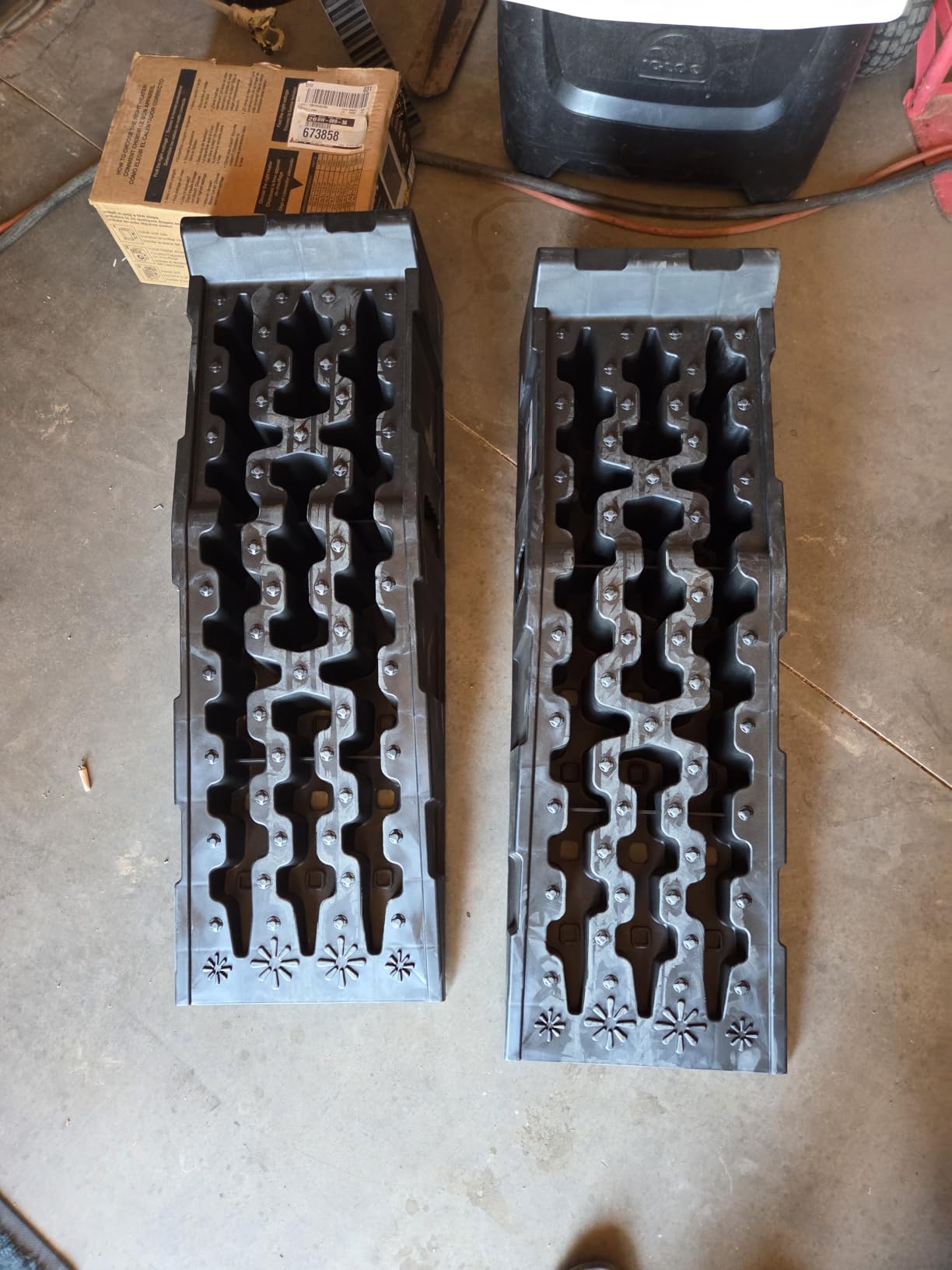 16000lb Heavy Duty Car Ramps, Non-slip 7