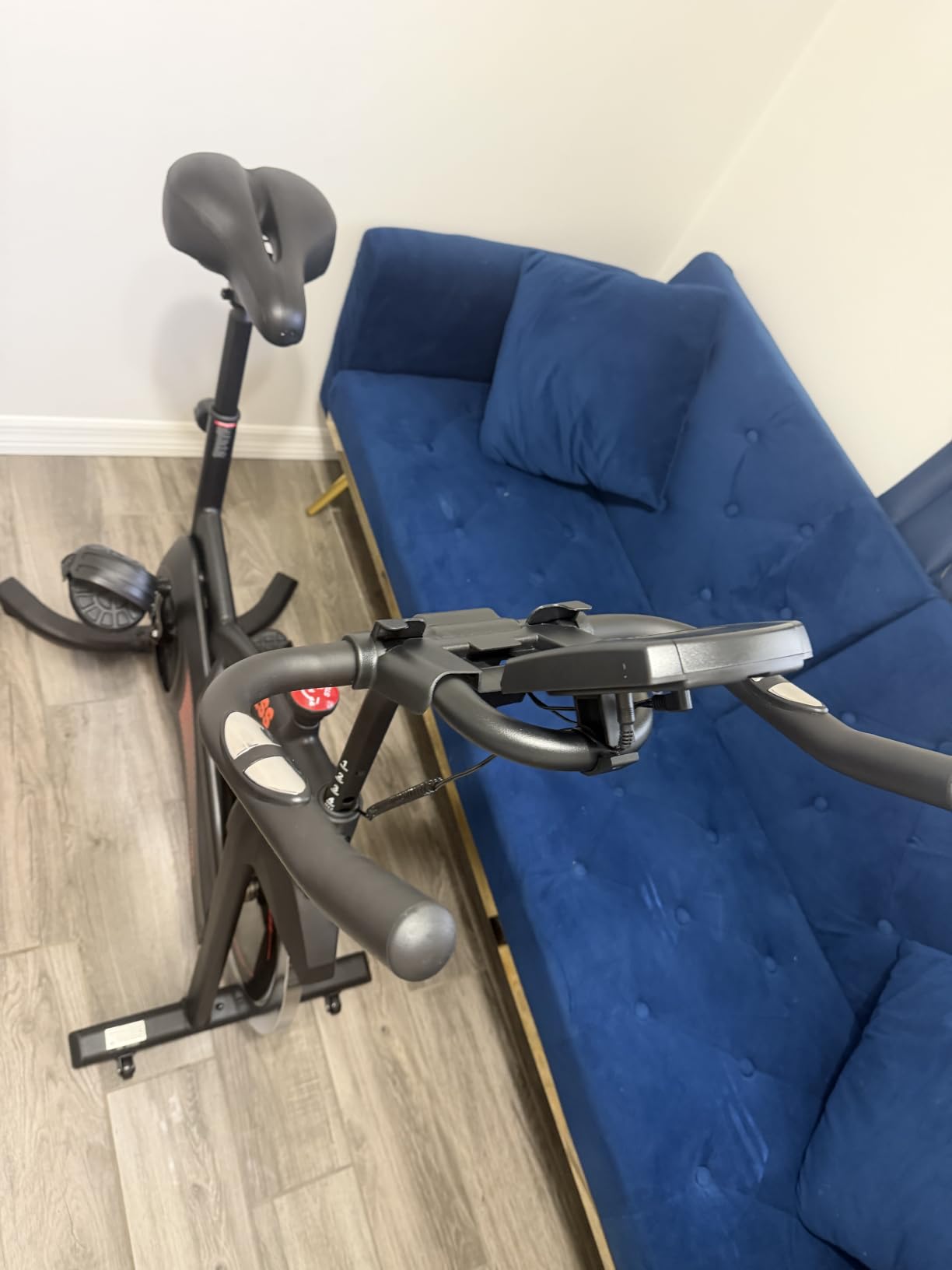 CURSOR FITNESS Exercise Bike, Stationary Bikes for Home with Brake Pad | Indoor Cycling Low Noise Bike for Home with Exclusive App, Spin Workout Bike with Tablet Mount, 300 lb Weight Capacity customer photo 2