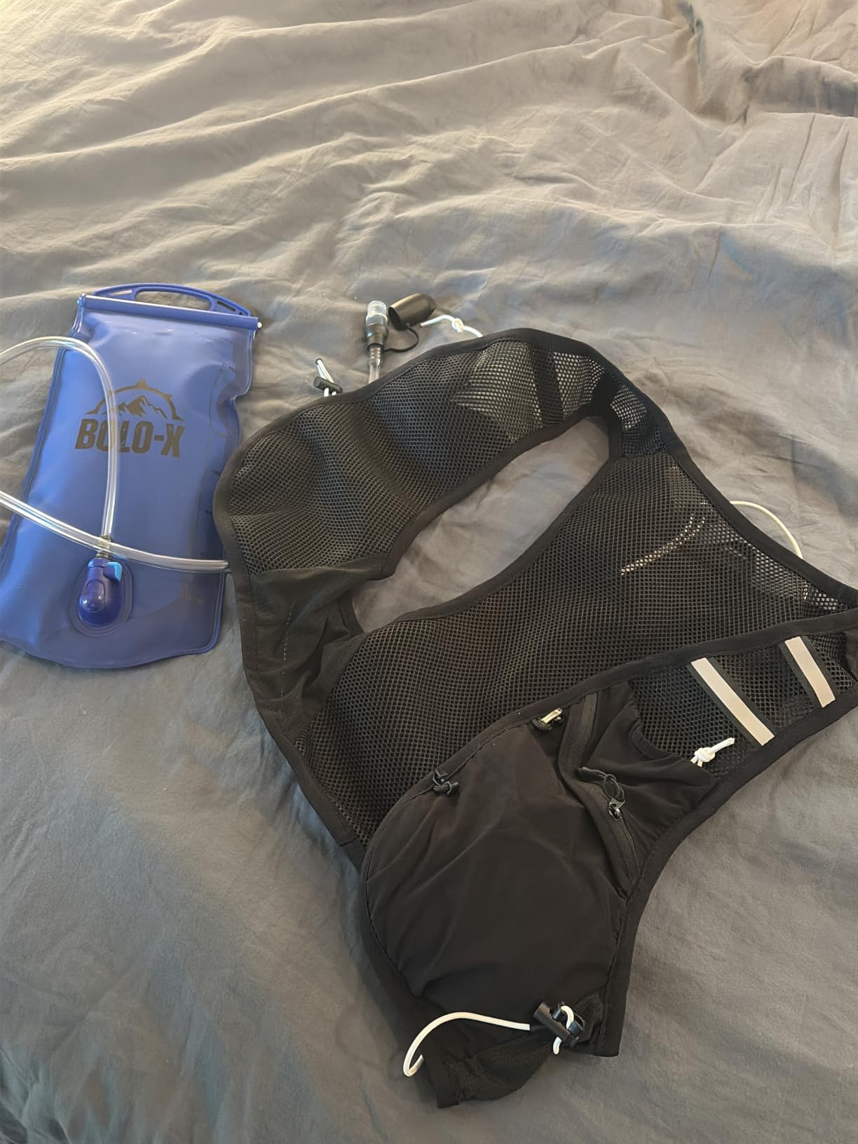 BOLO-X Running Vest with Water Bladder Running Vest for Men & Women customer photo 2