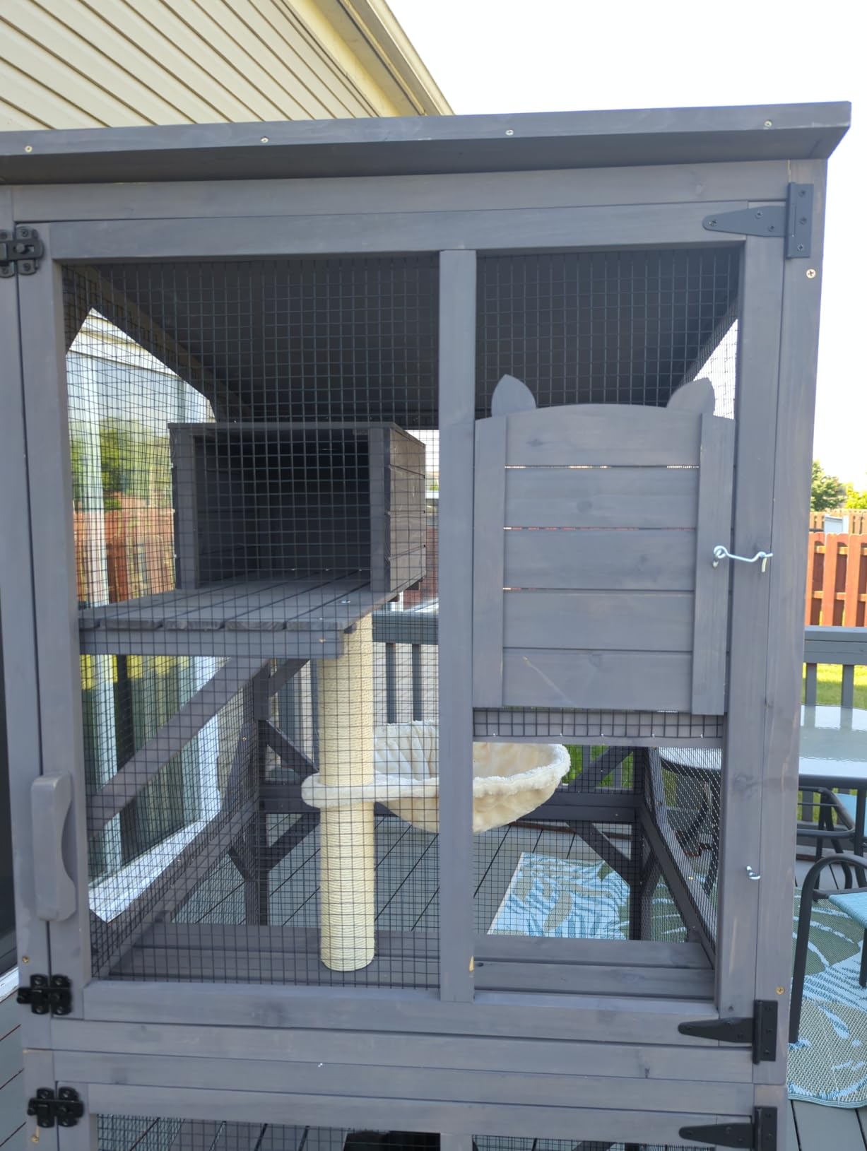 Aivituvin Large Catio Outdoor Cat Enclosure on Wheels, Outdoor Cat House with Weatherproof Roof, 3 Platforms, Window Catio Portable Cat Cage Indoor for 2-4 Cats, 31.5