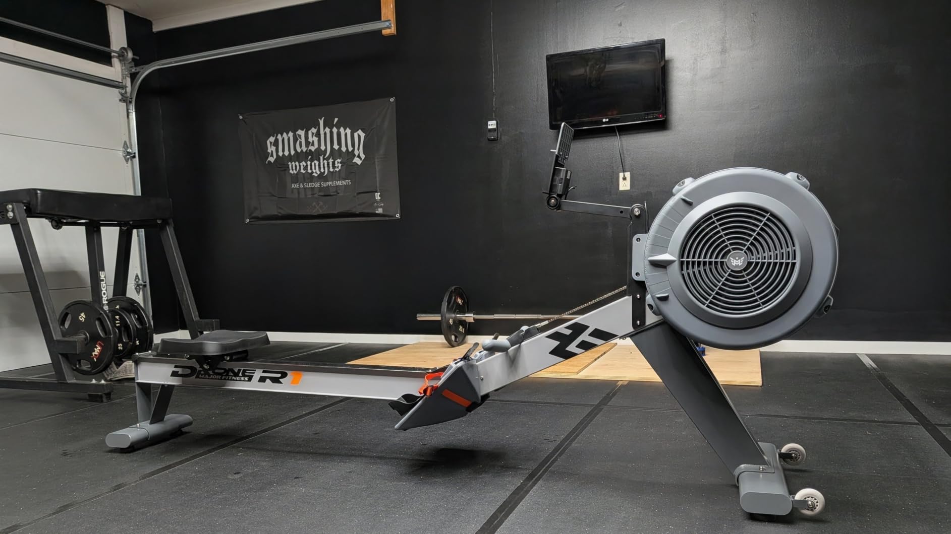 MAJOR FITNESS Drone R1 Indoor Rowing Machine, 10-Level Adjustable Resistance Rower, Quiet Smooth Aluminum Rail, 330LB Weight Capacity, Foldable Design for Home Gym Cardio Workout customer photo 1
