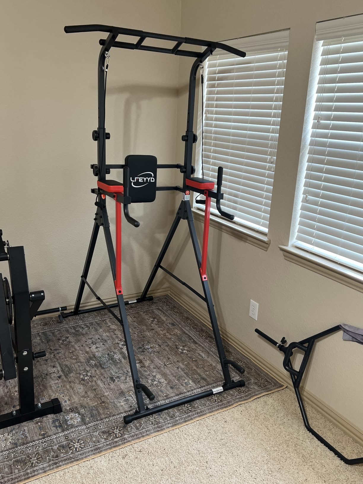 Power Tower Pull Up Bar Free Standing,Home Gym Strength Training Equipment | Dip Station ,13-Height Adjustment Supports Pull Ups,knee Raises, Push Ups, Full-Body Strength Training, 400LBS Capacity customer photo 1