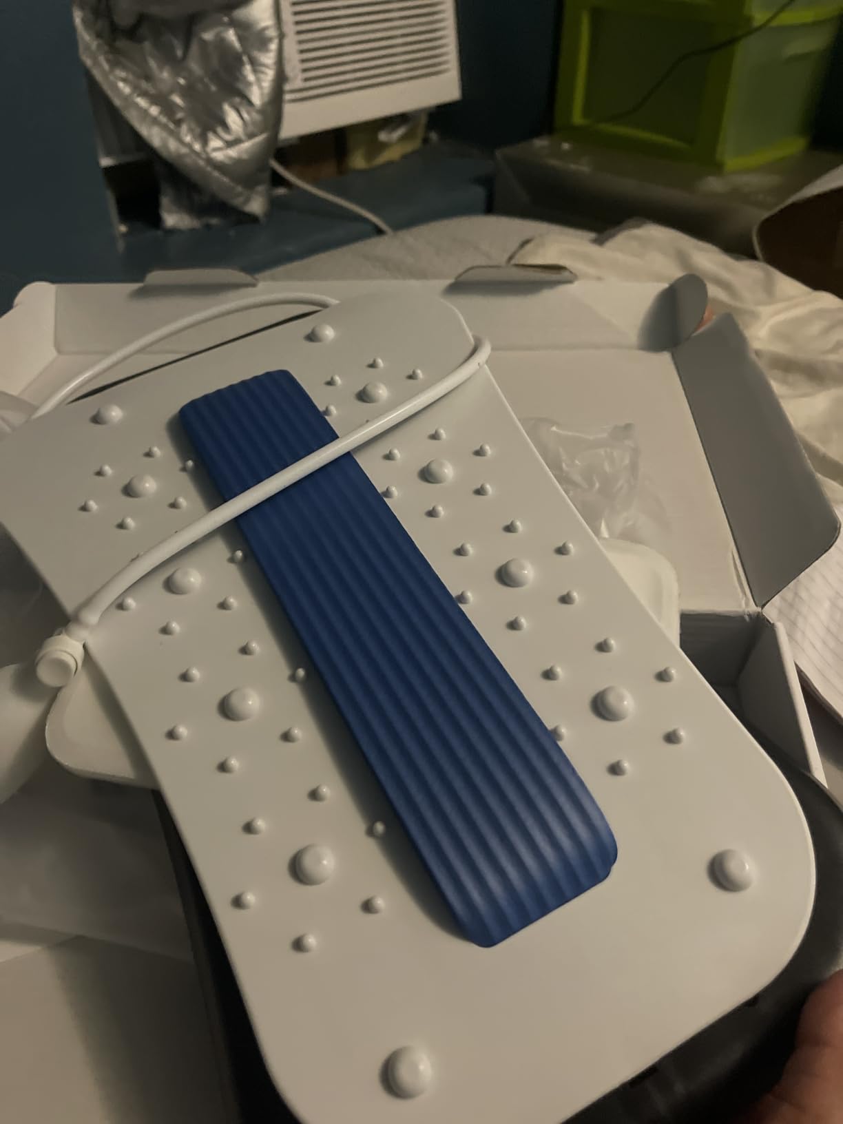 Docemel Back Stretcher for Lower Back Pain Relief, Adjustable Inversion Lumbar Traction Device, Lumbar Support Board for Spinal Decompression and Scoliosis, Sciatic Nerve Release Tool, Back Cracker Board customer photo 1