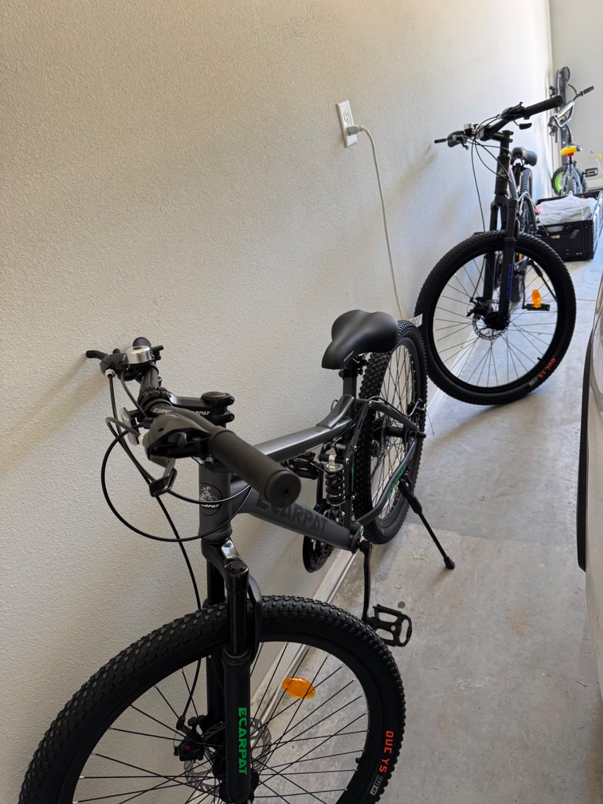 Ecarpat 24/26 Inch Wheel Mountain Bike, 21 Speed MTB Bike with Full Suspension, Steel Frame and Dual Disc Brakes, Adult Mens Outdoor Cycling Mountain Bicycle customer photo 1
