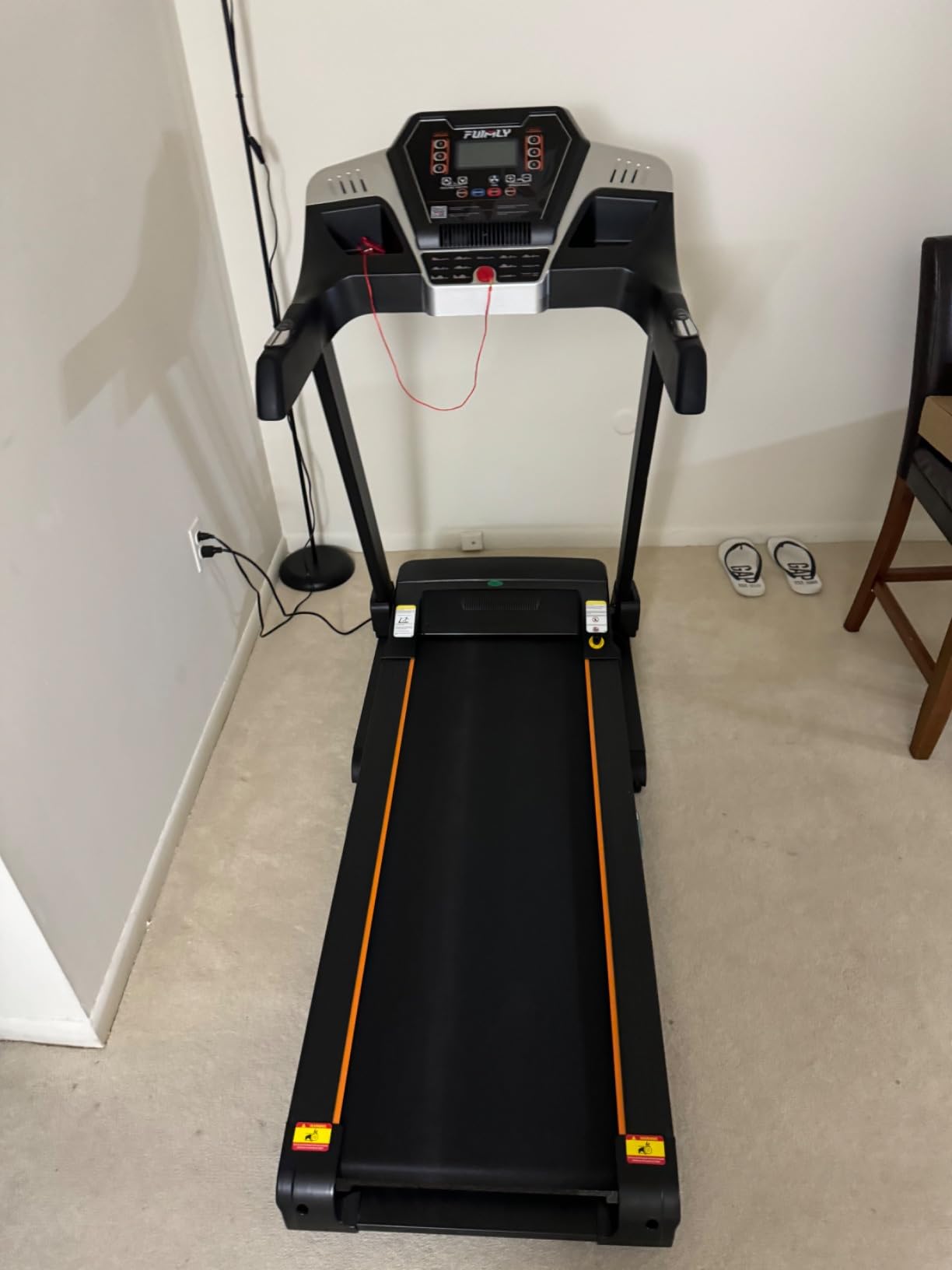 Treadmill with 20% Auto Incline, FUNMILY 4.5HP Heavy Duty Treadmill for Home, 400 lb Weight Capacity Folding Running Machine, Smart Data Monitoring/Shock Absorption/Large LED Display customer photo 1