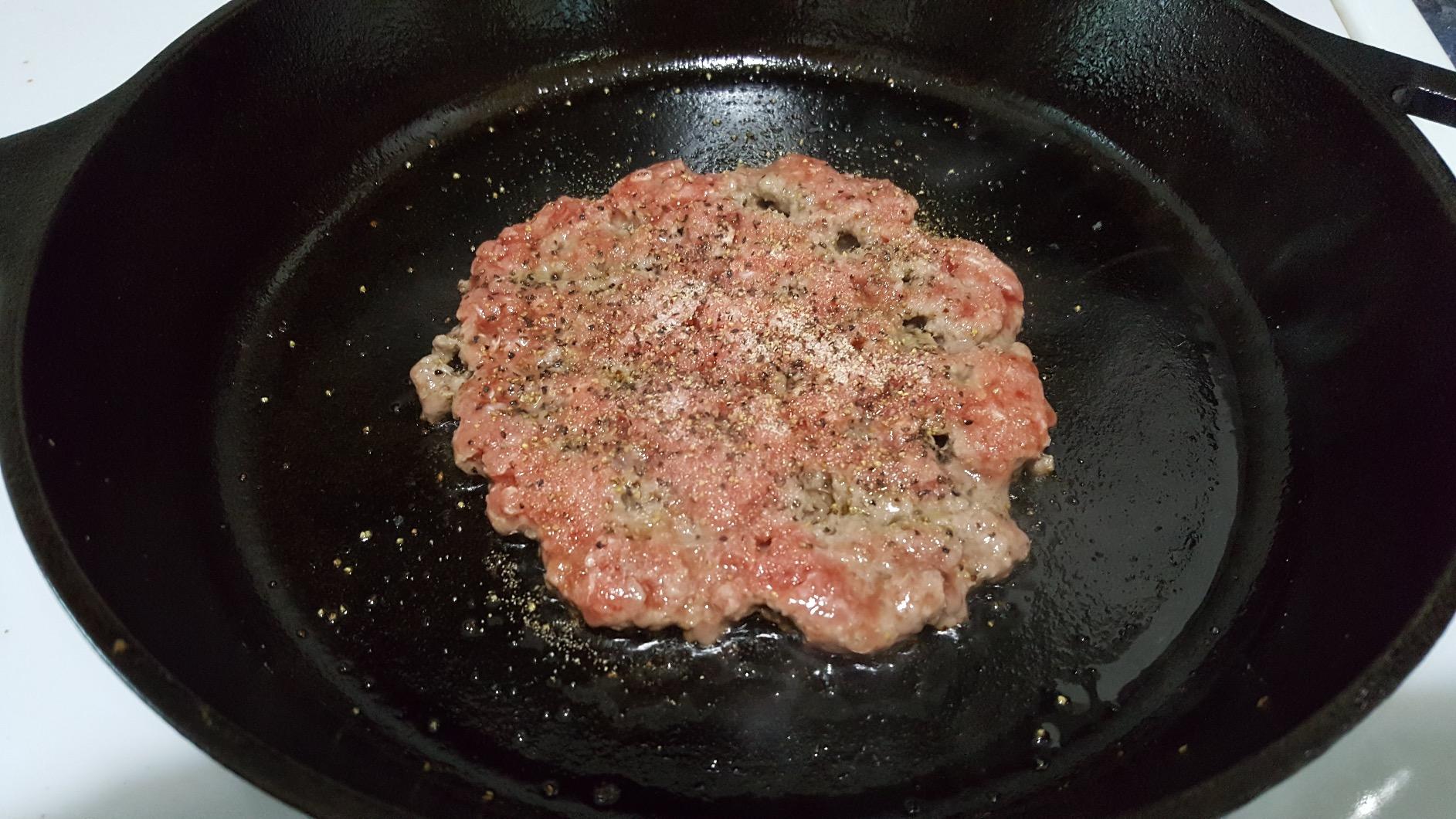 Lodge Pre-Seasoned Cast Iron Skillet, PFAS-Free, 10.25 Inches customer photo 2