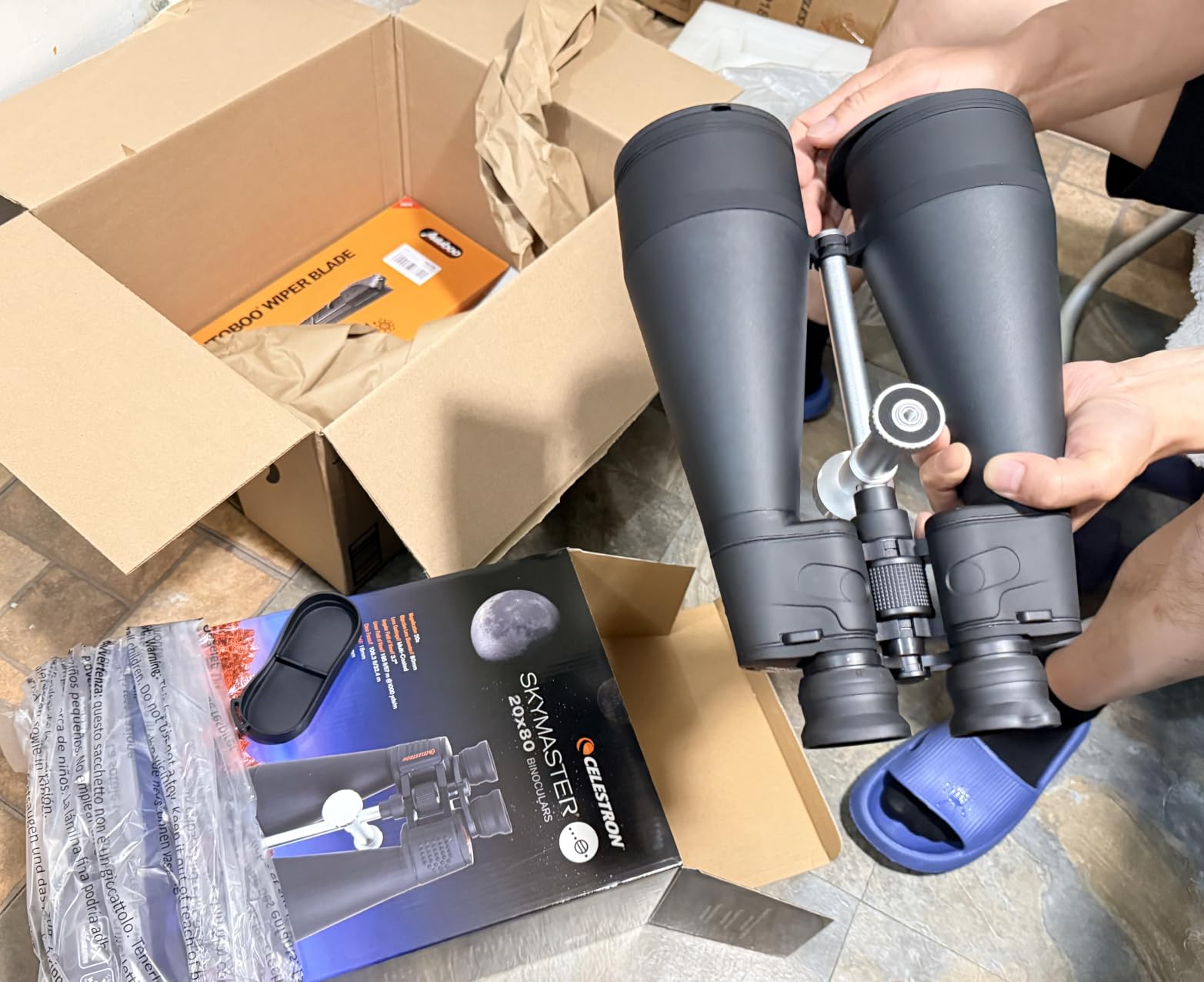 Celestron SkyMaster 20x80 Binoculars for Deep-Sky Astronomy - 80mm Aperture customer photo 2