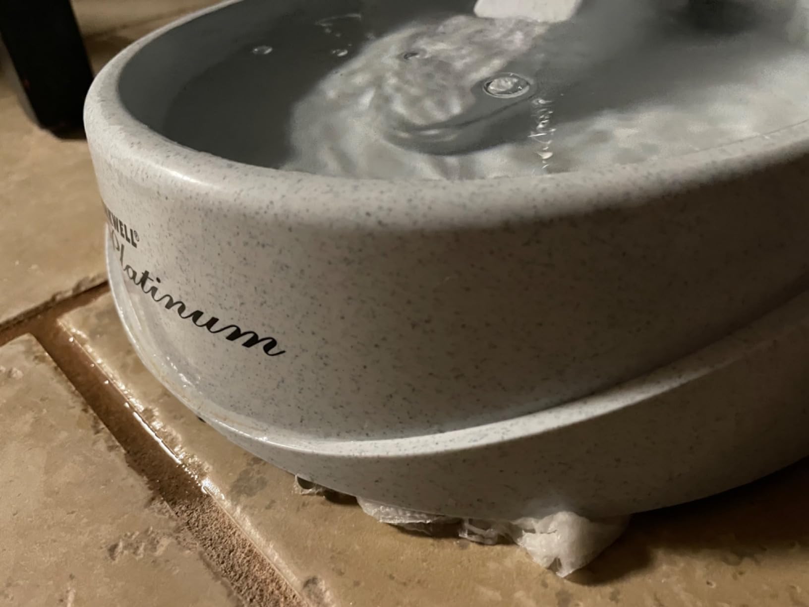 PetSafe Drinkwell Platinum Cat Water Fountain, 168 oz/5L, Grey customer photo 1