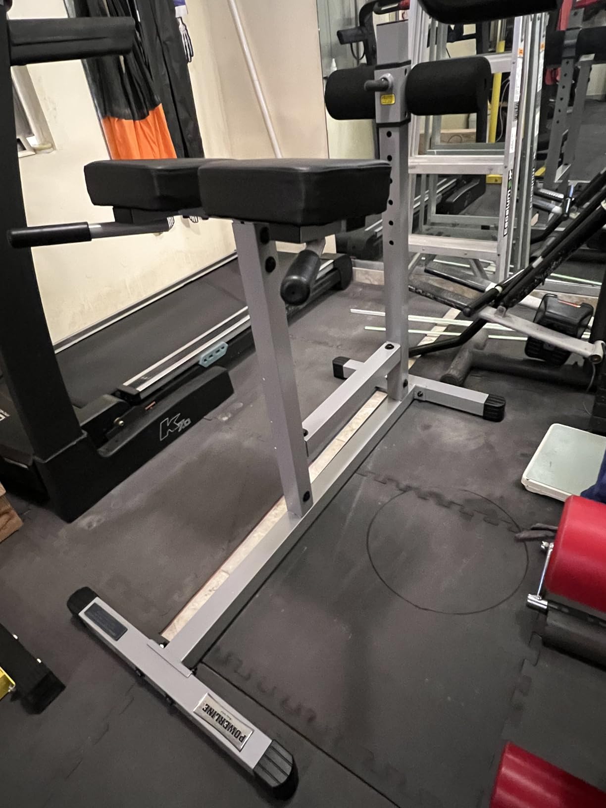 Body-Solid Back Hyperextension Machine for Lower Back Extension, Ab Crunch, Glutes and Hamstrings Exercise, Roman Chair for Abdominal and Core Training, Home Gym Equipment customer photo 1