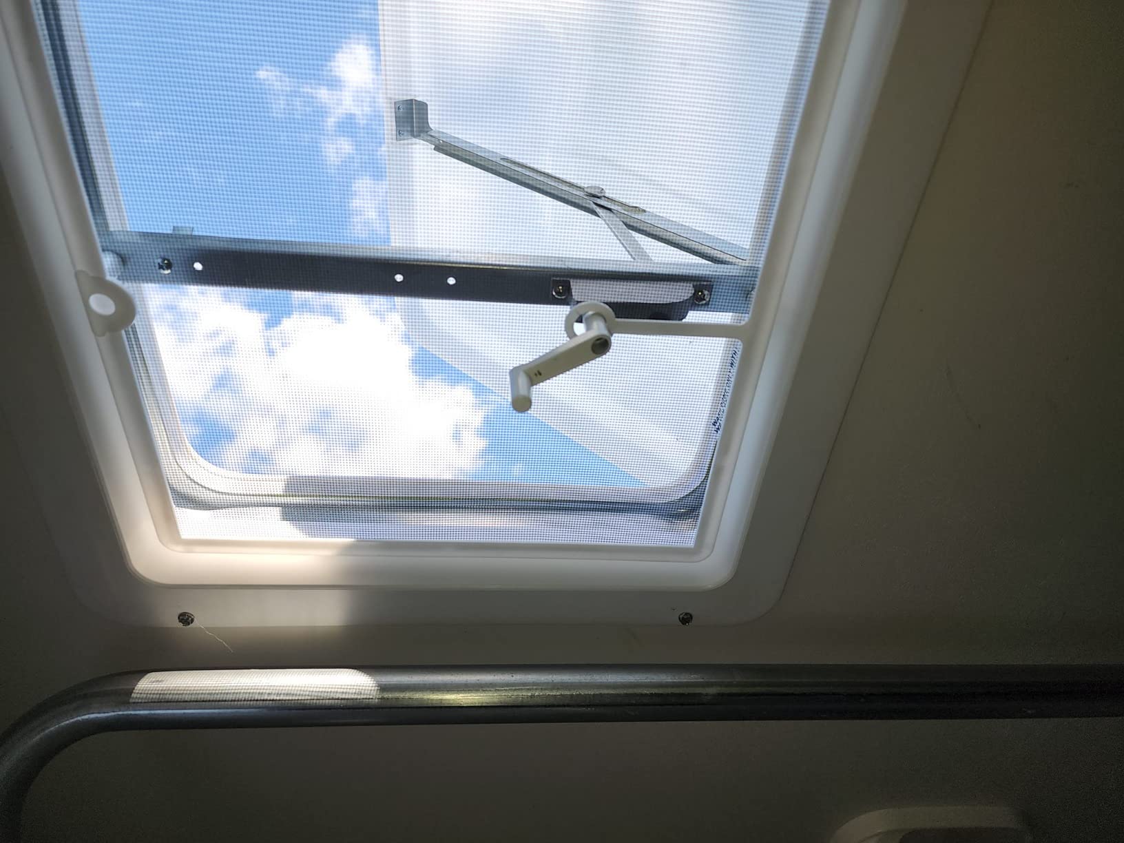 Camco RV Roof Vent Kit - Features Waterproof Design & Translucent Lid - Includes Built-In Screen - Compatible w/RV Roofs from 1.25” to 2.25” Thick - Replace Ventline, Jensen & Elixir Vents (40480) customer photo 1