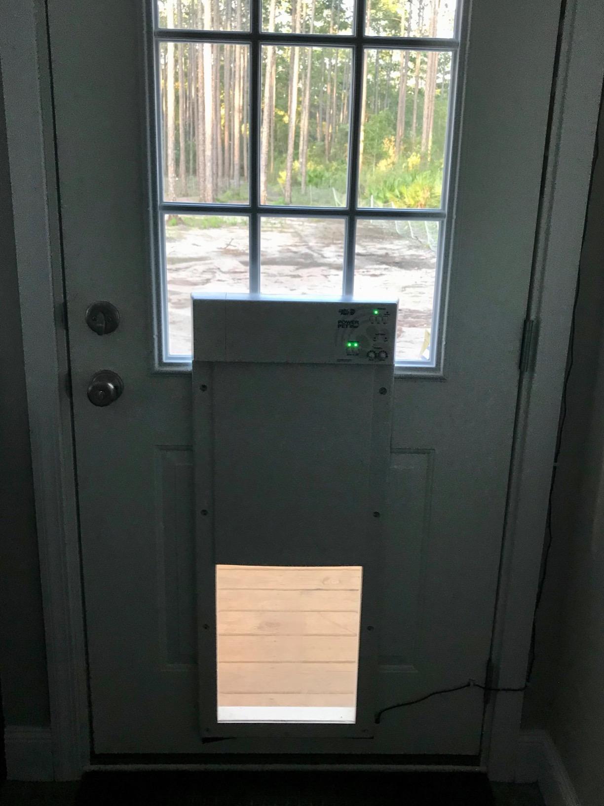 Genuine Power Pet Fully Automatic Pet Door from High Tech Pet Brand. Pet Collar Operated, 4 Way Access, Directional Sensing, Dead Bolt Lock, Air Tight, Quick, Quiet Operation, USA Customer Service customer photo 2