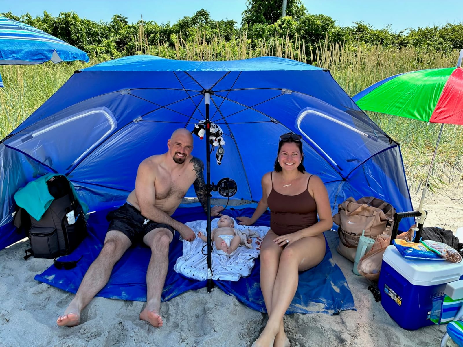 Sport-Brella Super-Brella UPF 50+ Sun and Rain Canopy Umbrella, 8 Foot Portable Beach Shelter with Side Panels, Wind Flaps, and Carry Bag, Blue customer photo 2
