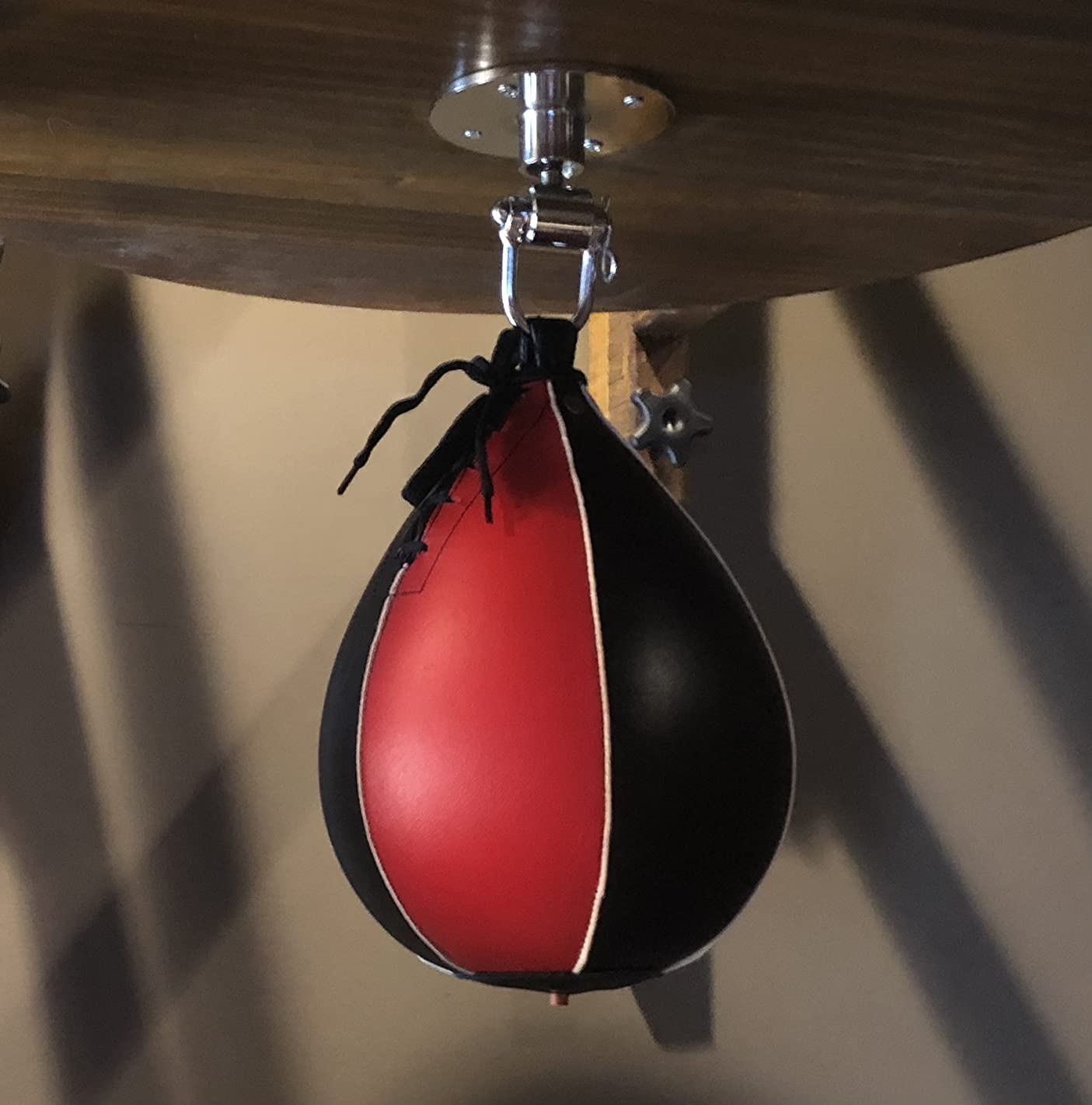Leather Speed Bag – Rapid Rebound Pear-Shaped Punching Ball with Durable Latex Bladder for Boxing, MMA & Home Gym customer photo 2