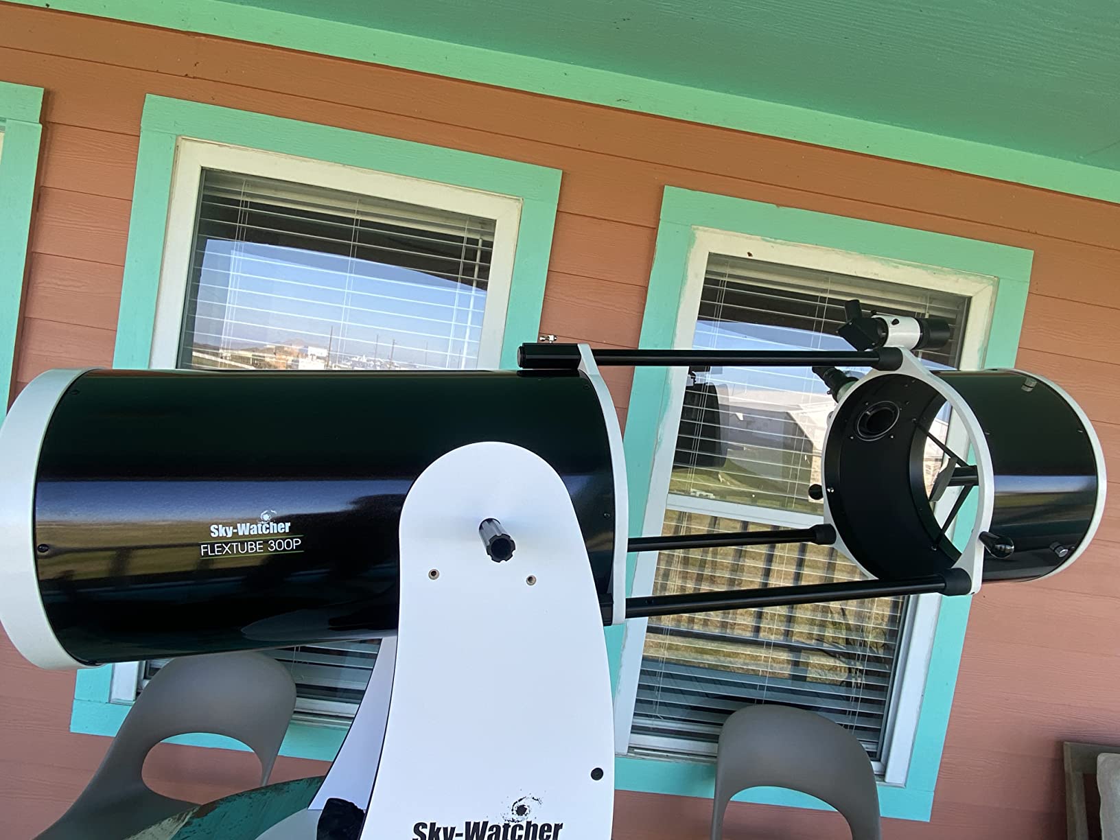 Sky Watcher Sky-Watcher Flextube 300 Dobsonian 12-inch Collapsible Large Aperture Telescope – Portable, Easy to Use, Perfect for Beginners, White/Black (S11740) customer photo 2