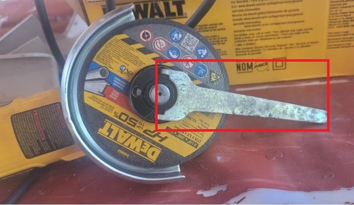 DEWALT Angle Grinder, One-Touch Guard, 4-1/2 -Inch (DWE4011) customer photo 1