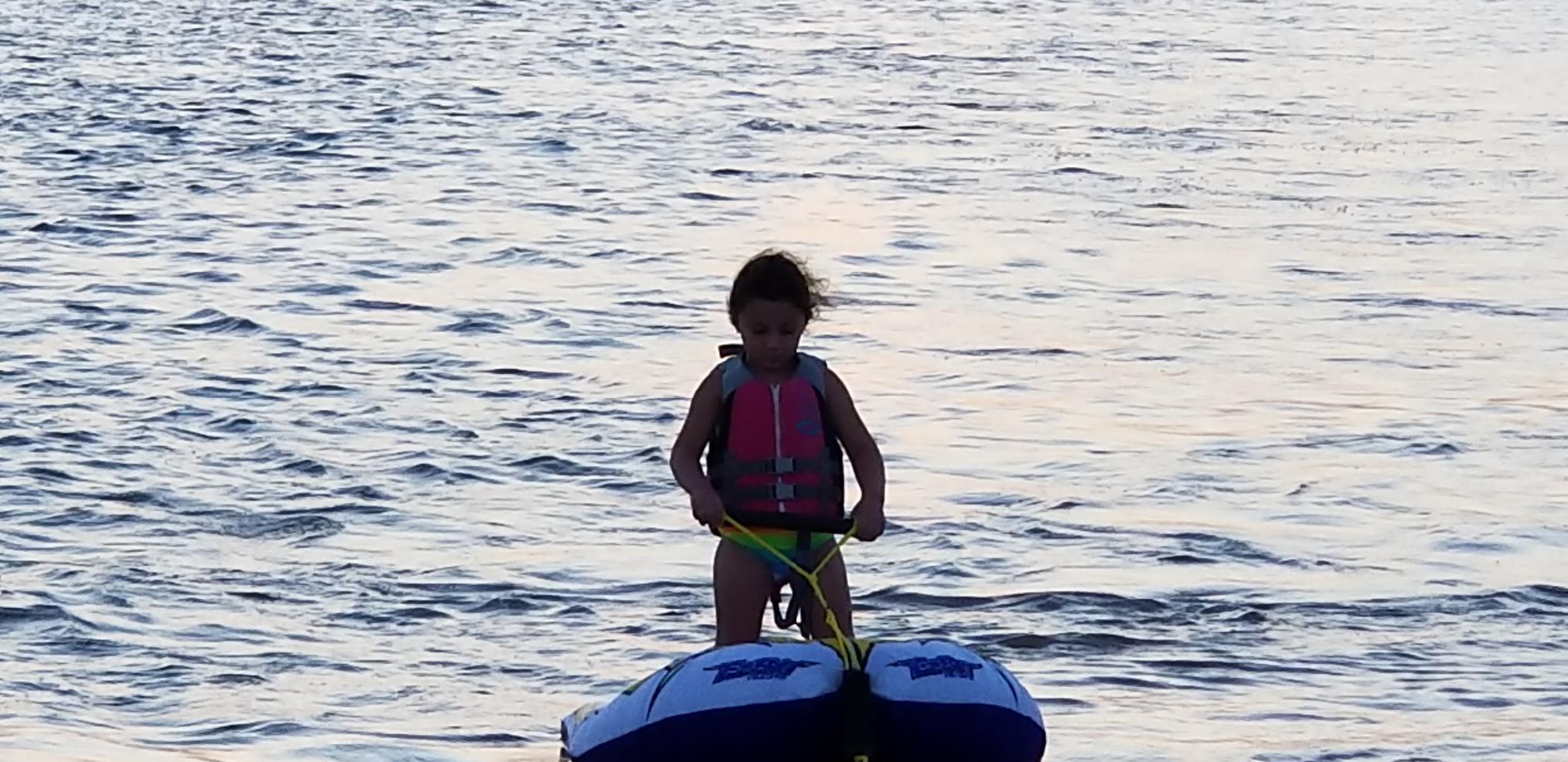 AIRHEAD Inflatable EZ Water Ski Trainer Designed for Kids & Adults customer photo 2