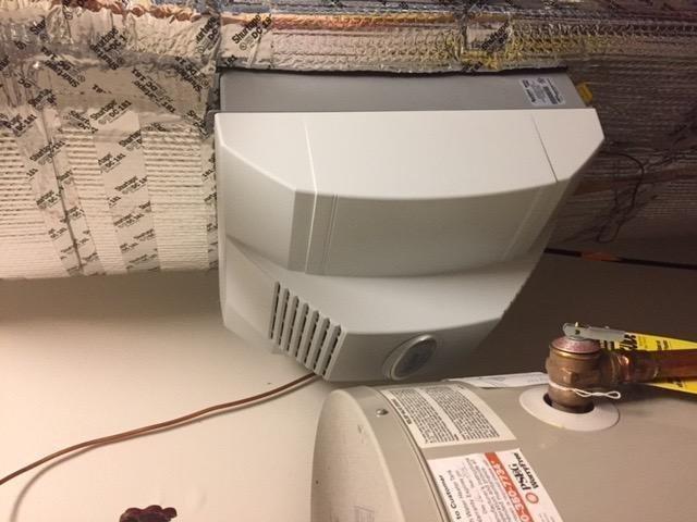 AprilAire 700M Whole-House Fan Powered Humidifier, Manual Control, Large Capacity, Up to 5,300 Sq. Ft., 18GPD, Gray customer photo 2