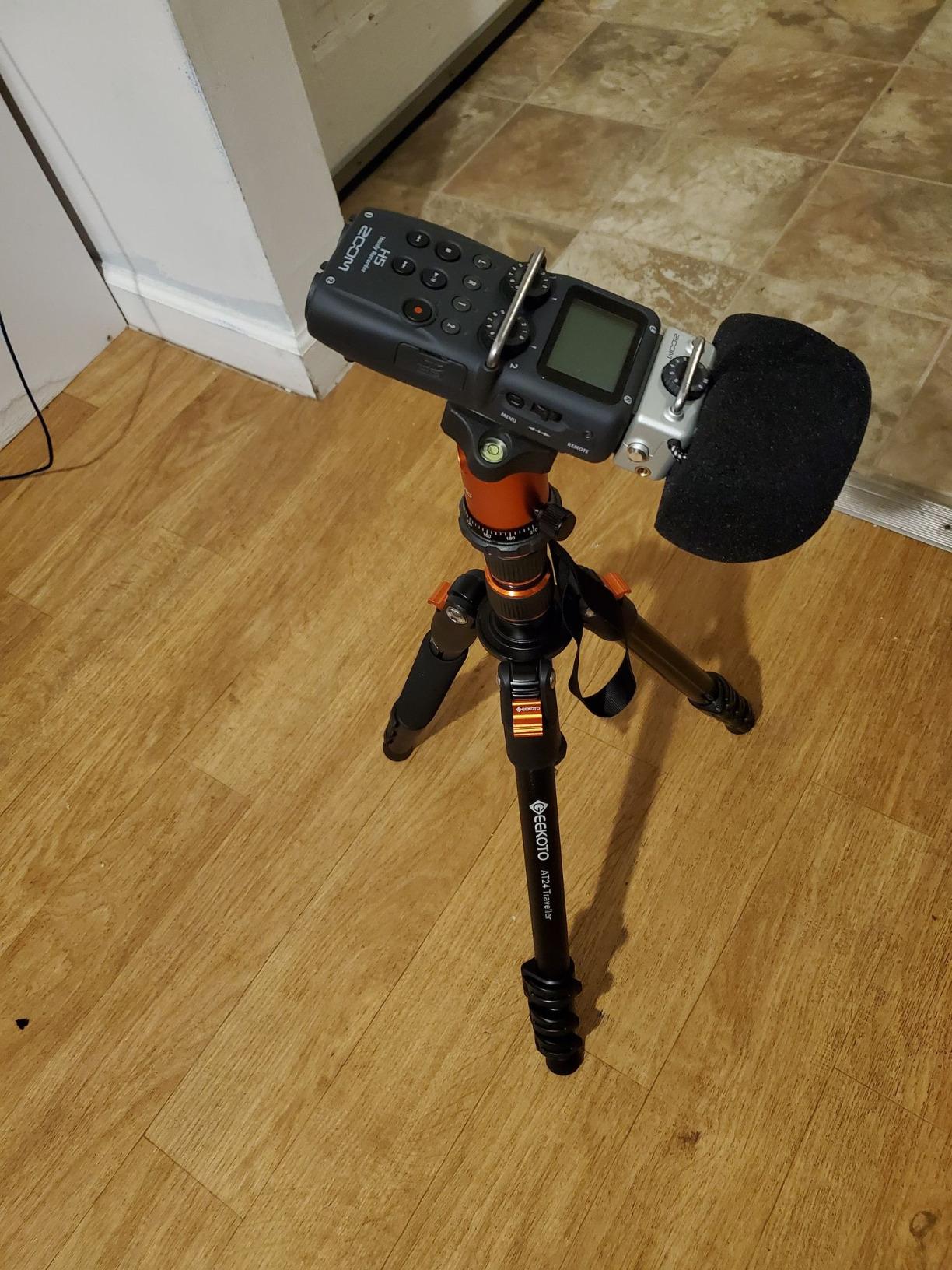 Zoom H5 4-Track Handheld Recorder for Filmmakers & Musicians customer photo 1