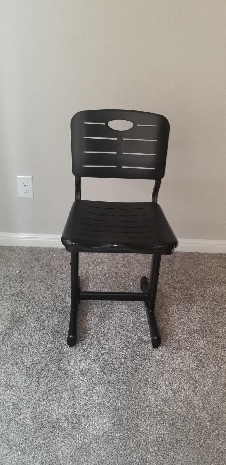 Flash Furniture Adjustable Height Black Student Chair with Black Pedestal Frame customer photo 1