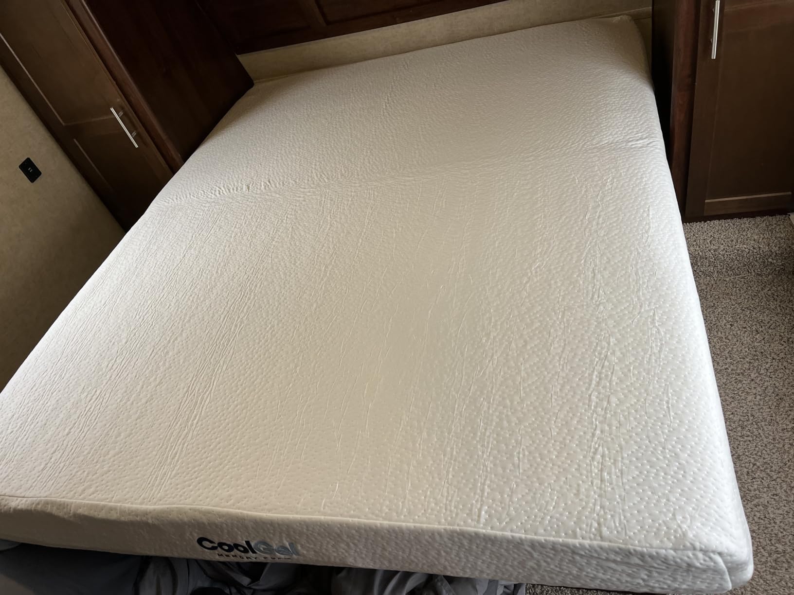 COOL GEL Memory Foam 8-Inch Mattress with Pillow, CertiPUR-US Certified, Mattress in a Box, Short Queen, White customer photo 2