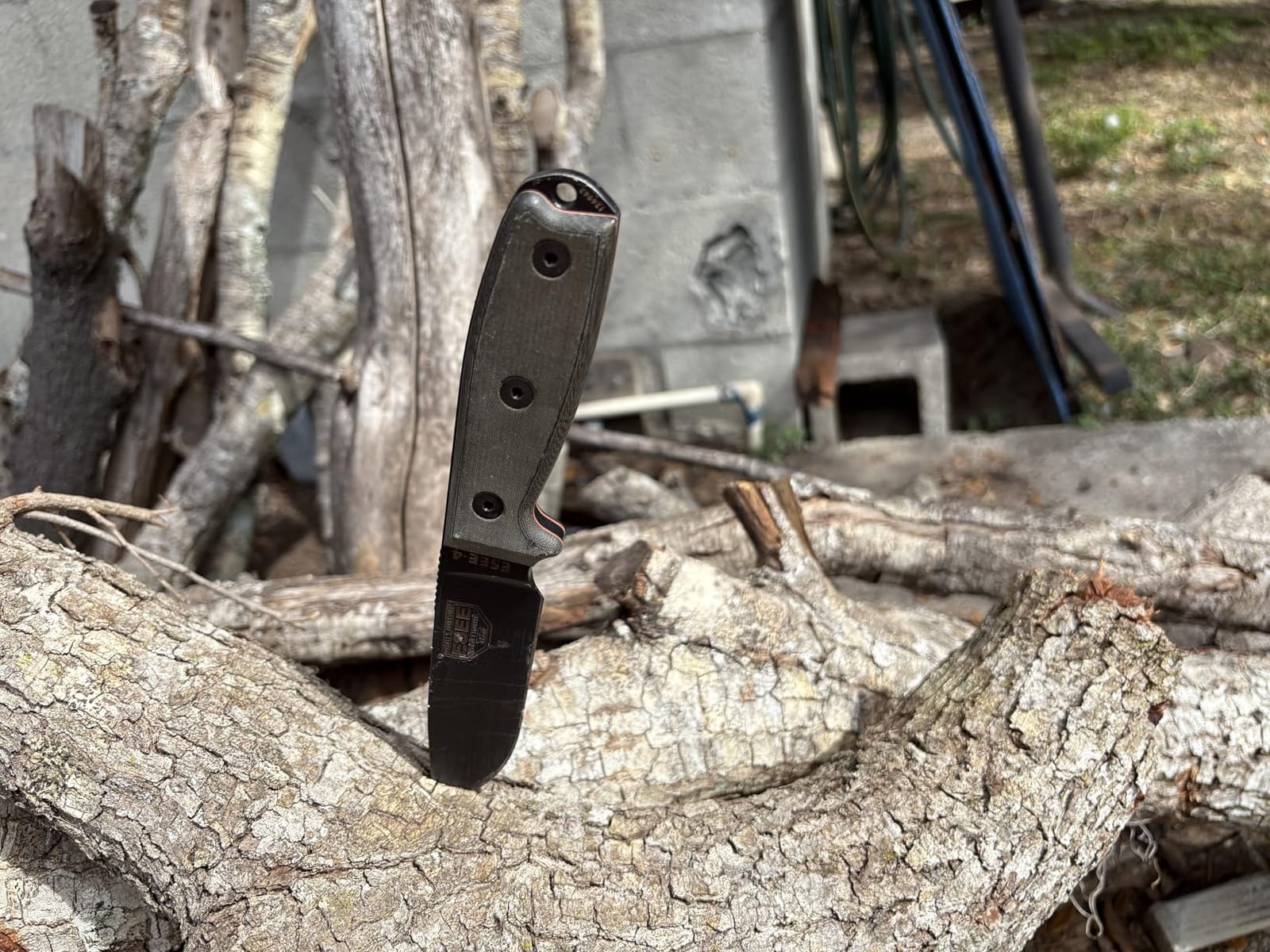 ESEE 4P Survival Knife - Field Tested Fixed Blade Knife with Molded Polymer Sheath & Clip Plate, Full Tang, Plain Edge - Durable Outdoor Camping Blade with Sheath for Survival customer photo 2