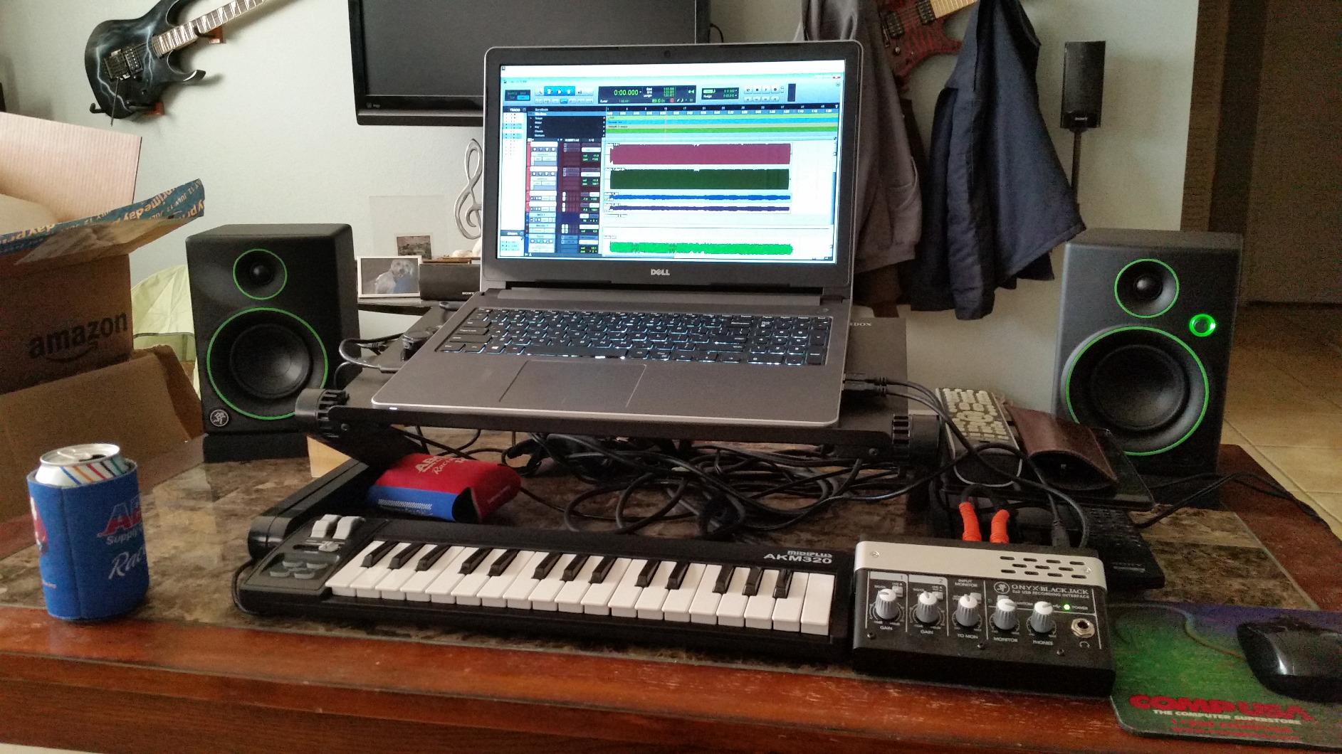 midiplus AKM320 Midi Keyboard Controller customer photo 2