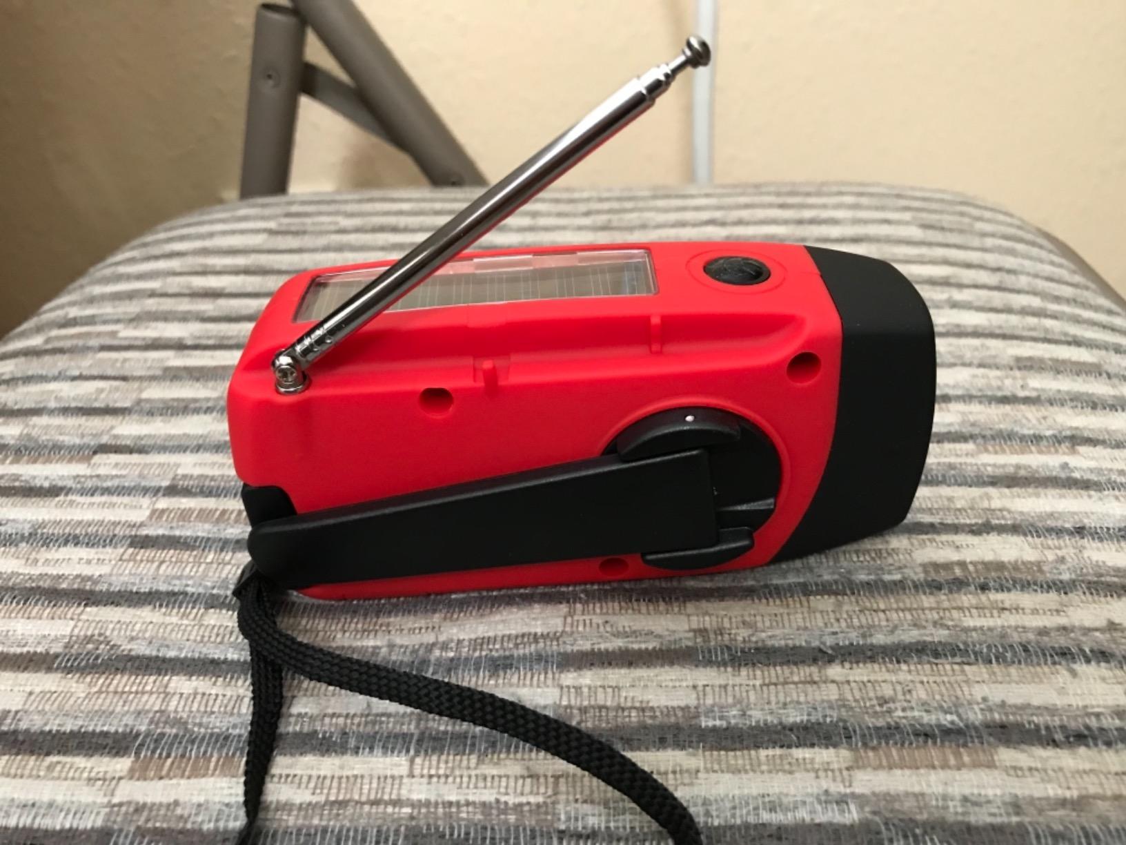 Esky Emergency Hand Crank Radio 7400mWh with 3 LED Flashlight, AM/FM/NOAA Portable Weather Radio with Built-in 2000mAh Battery, Solar Powered Radio for Indoor Outdoor Survival Camping, SOS Alarm customer photo 2