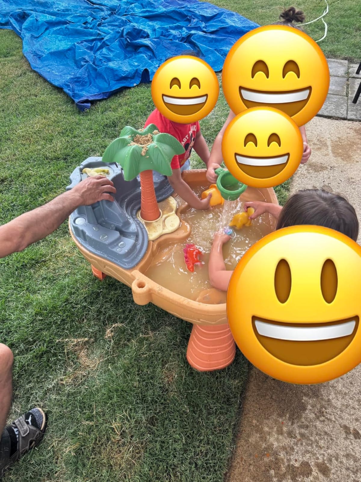 Step2 Dino Dig Sand and WaterTable, Kids Activity Sensory Playset, Summer Outdoor Toys, 7 Piece Water Toy Accessories, For Toddlers 2-5 Years Old customer photo 2