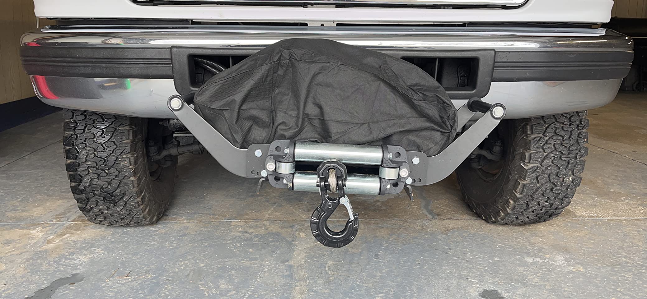 X-BULL Winch Cradle Universal Mount Plate for Recovery Winches，Suitable winches for 13500 lbs, 13000lbs, 10000lbs, 9500lbs,etc customer photo 2