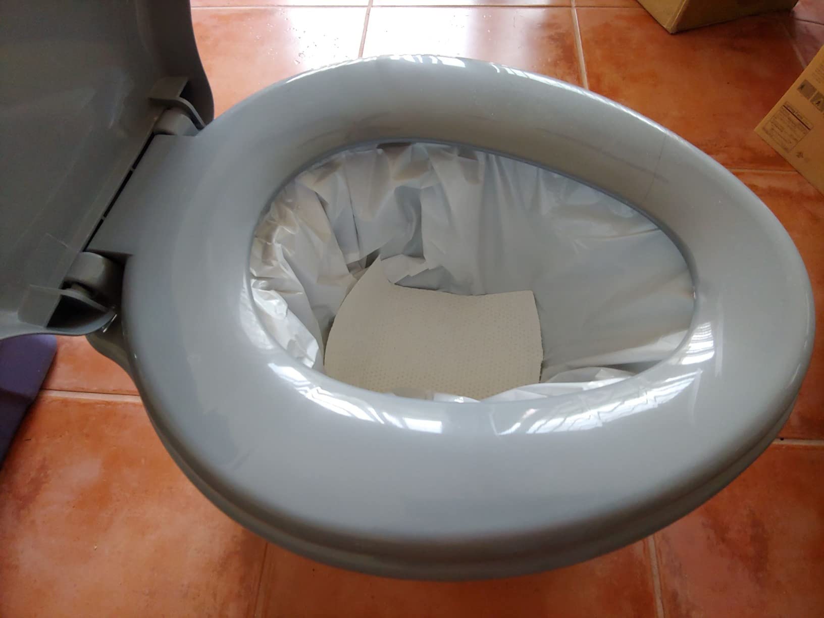 PLAYBERG Portable Travel Toilet for Camping and Hiking customer photo 1
