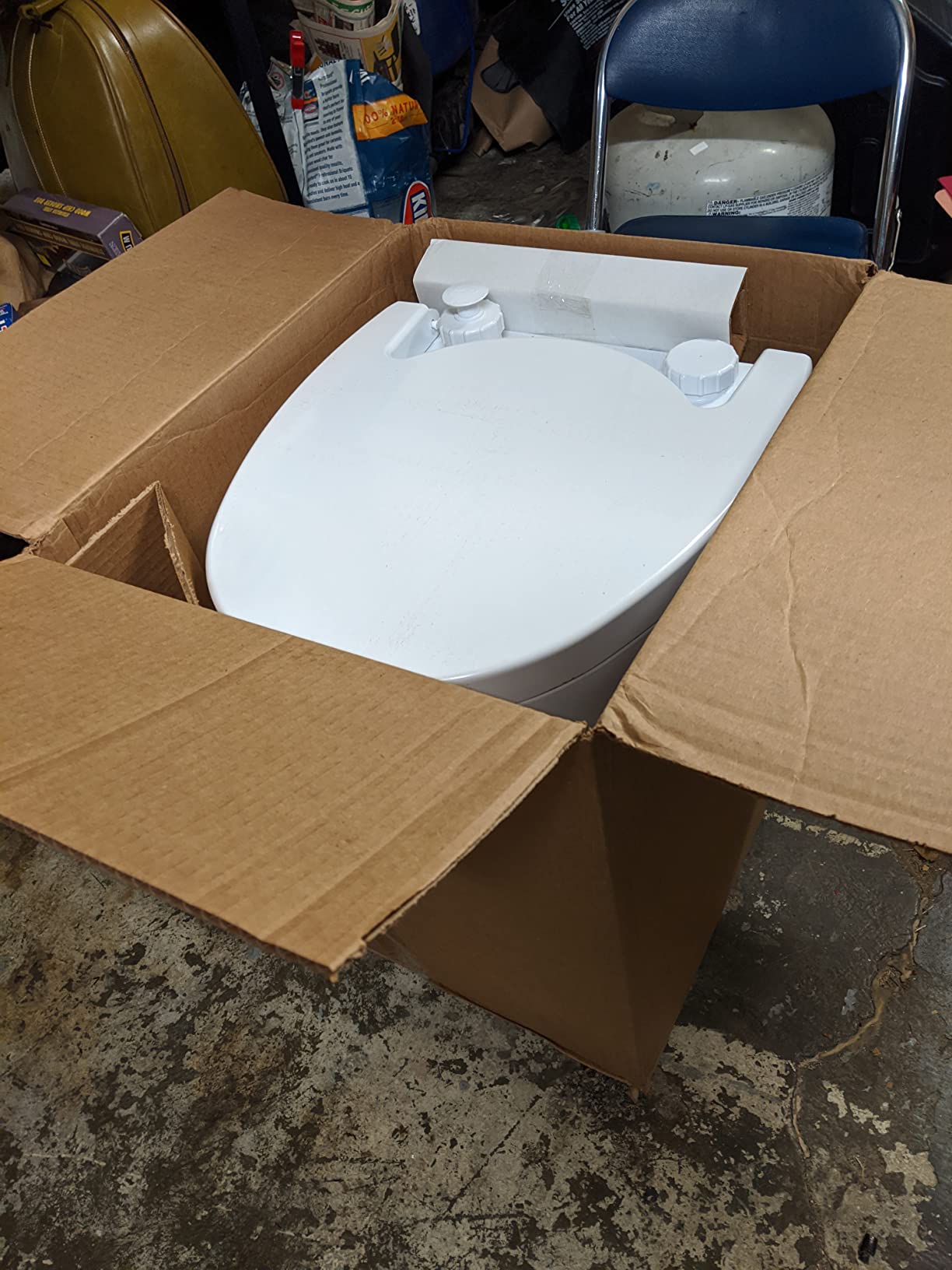 Camco RV Premium Travel Toilet - Features a 5.3-Gallon Detachable Holding Tank, Pump Flush Design & Spring-Loaded Latch (41544) customer photo 2