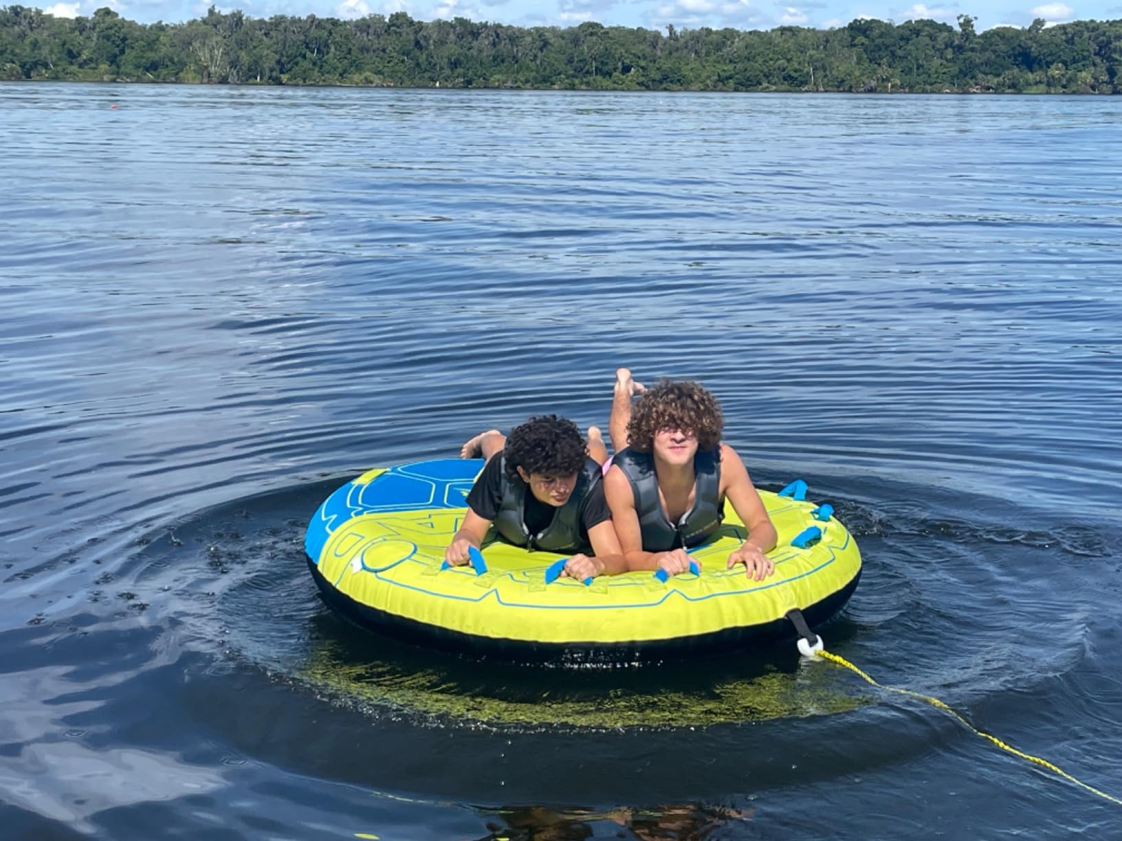 Airhead Comfort Shell Towable Tube for Boating, 1 - 4 Rider Inflatable Boat Tube for Water Tubing, Round Deck for Smooth Control, Neoprene Foam Covered Deck, Kwik-Connect, Speed Safety Valve customer photo 2