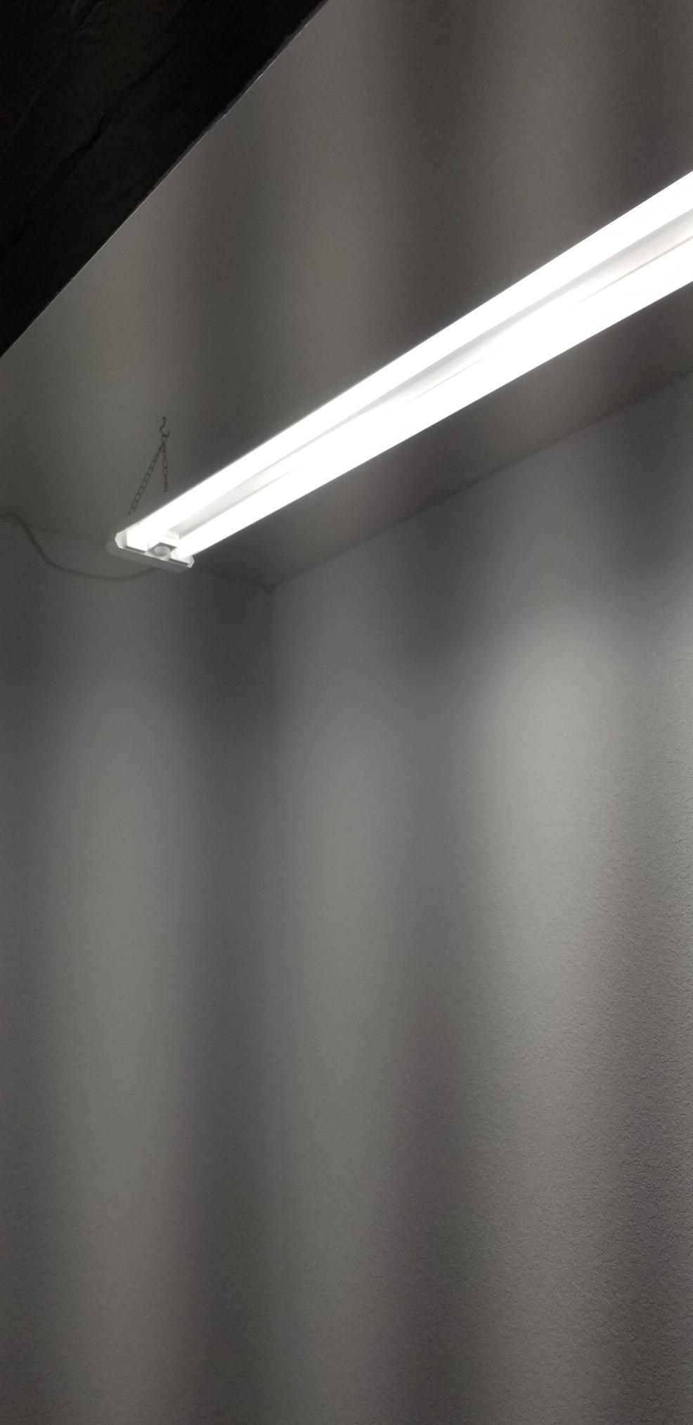 LEONLITE 2-Pack 4FT Motion Sensor LED Utility Shop Light, 40W, 5000K customer photo 2