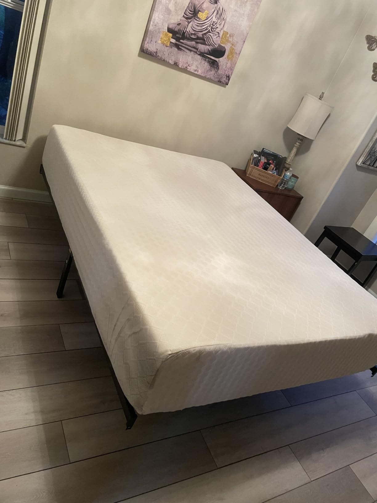 Signature Design by Ashley 12 Inch Memory Foam Queen Mattress in a Box customer photo 2