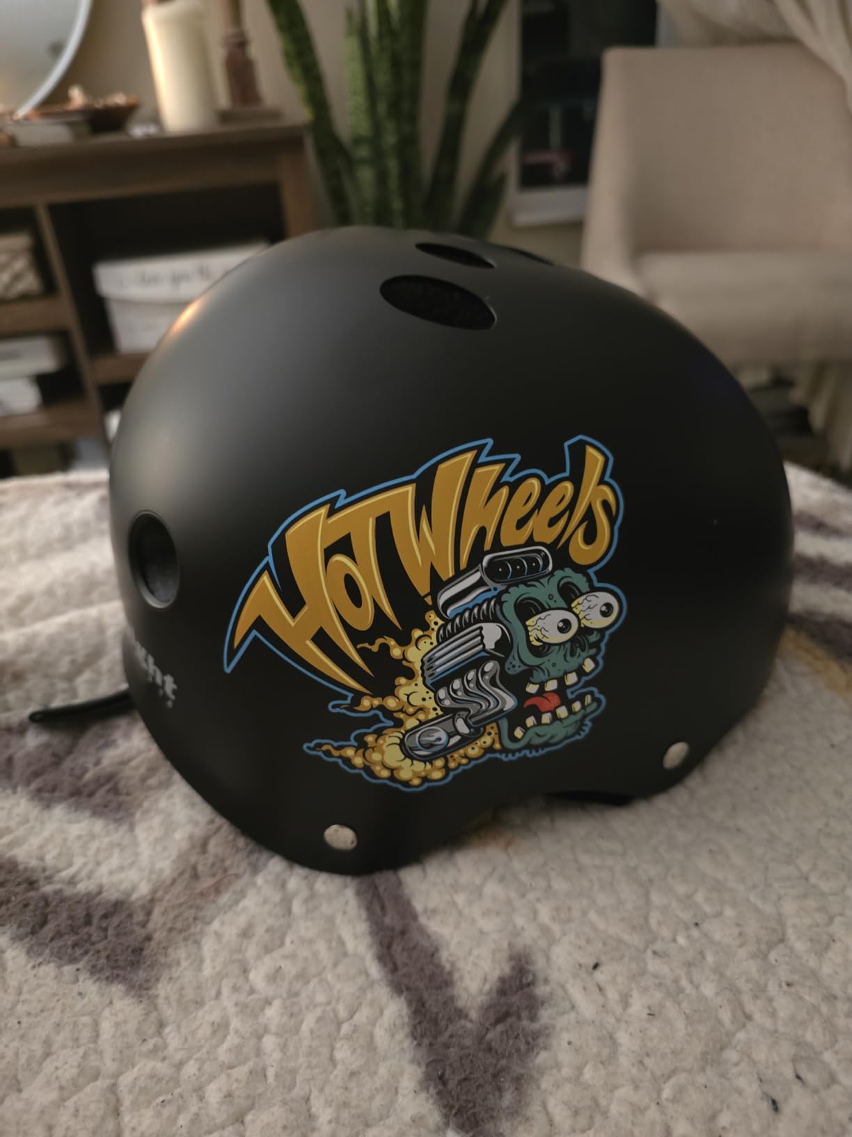 Triple Eight Certified Sweatsaver Helmet for Skateboarding, BMX, Roller Derby, Roller Skating, Inline Skating, Scooter and Bike customer photo 2