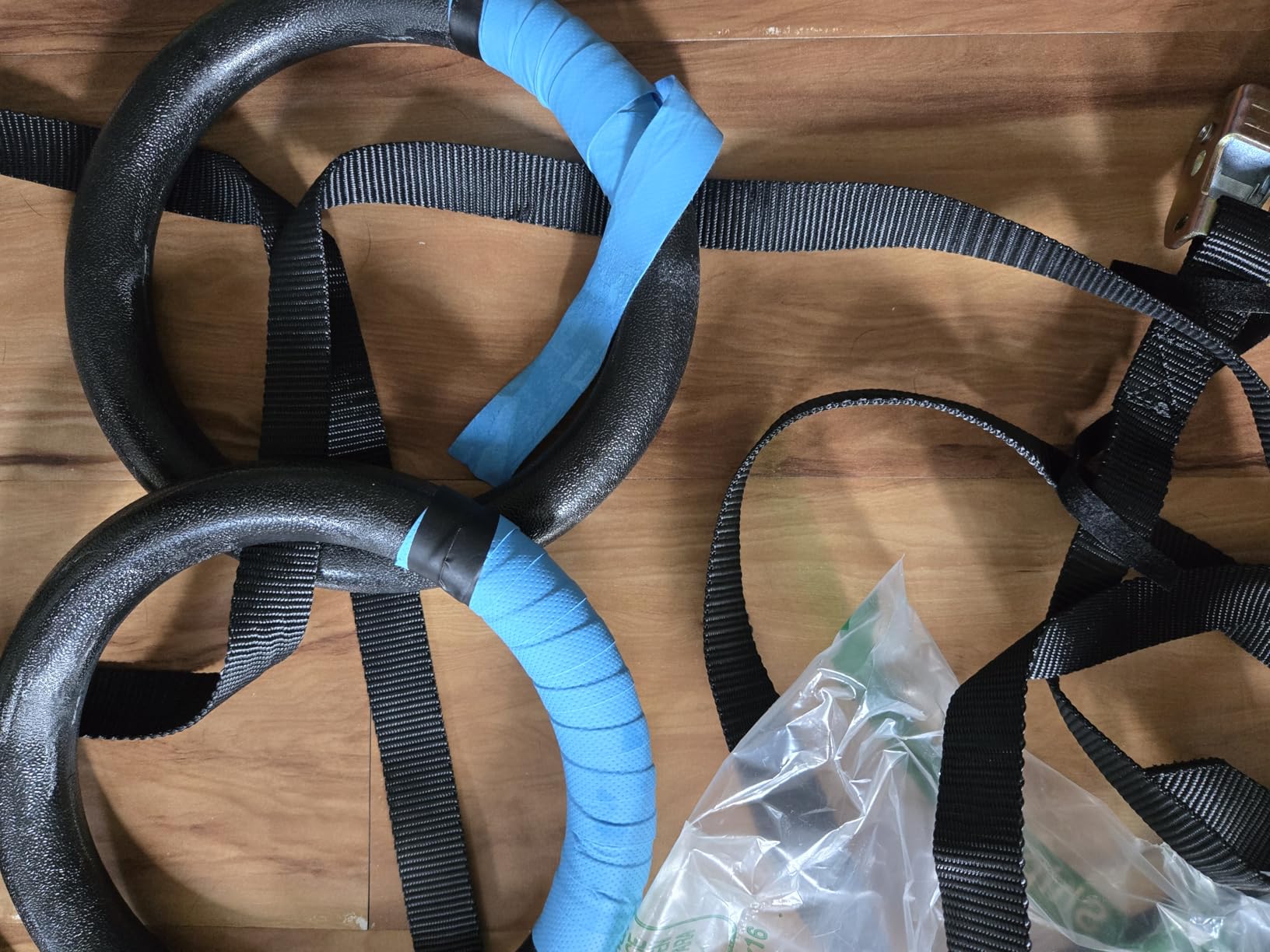 ZELUS Gymnastic Rings, Exercise Olympic Rings with Adjustable Straps, Steel Buckles, Perfect for Workout, Strength Training, Pull-Ups and Dips (Black) customer photo 1