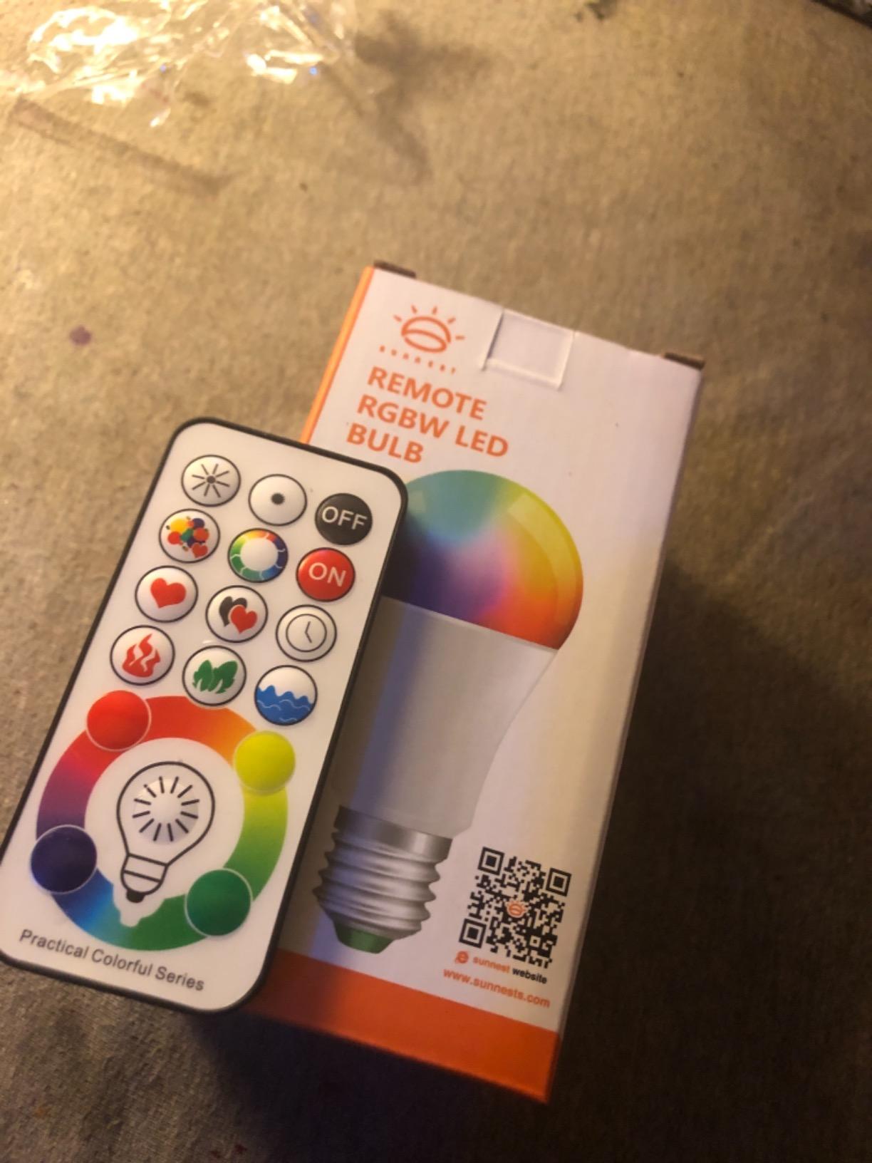 SUNNEST LED Color Changing Light Bulb, 820LM Dimmable E26 10W RGBW, Mood Light Bulb with Timing Remote, 120 Colors Screw Base Lights for Home Decor, Bedroom, Stage, Party customer photo 1