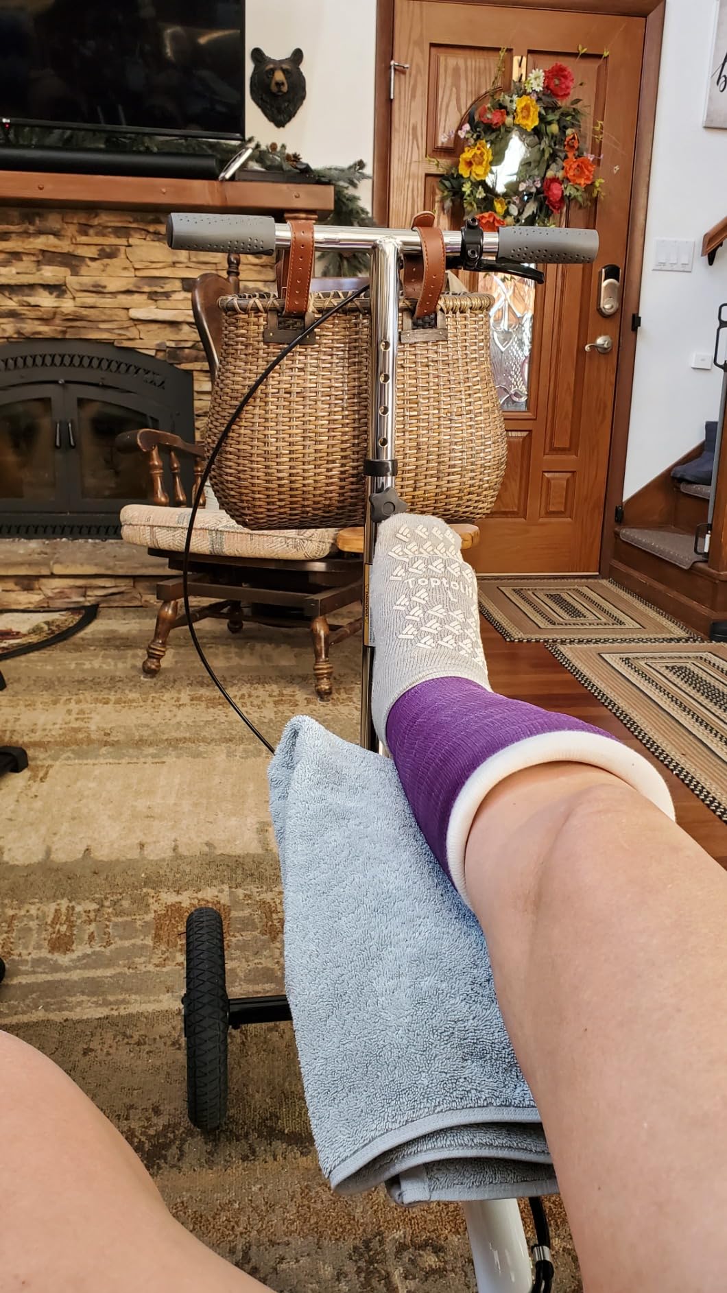 KneeRover GO Hybrid Knee Scooter for Adults, Green customer photo 2