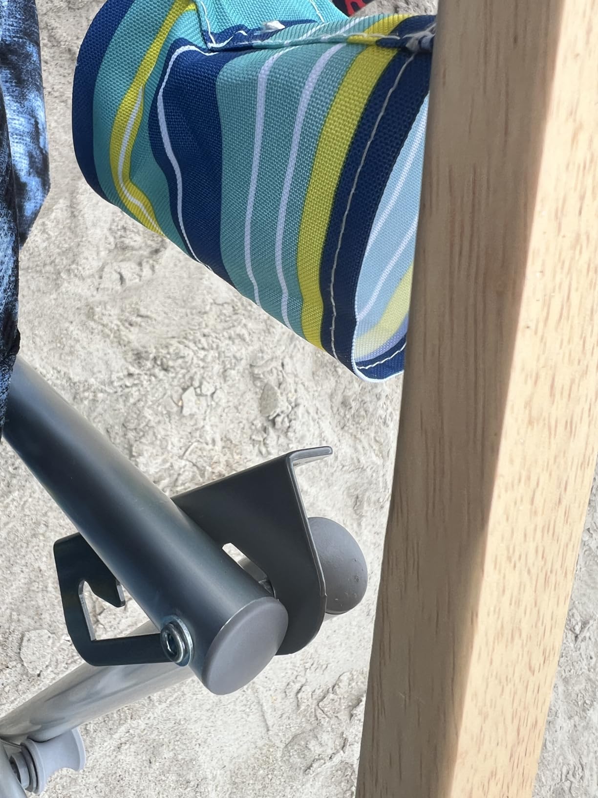 CARIBBEAN JOE Folding Beach Chair, 4 Position Portable Backpack Foldable Camping Chair with Headrest, Cup Holder, and Wooden Armrests customer photo 2