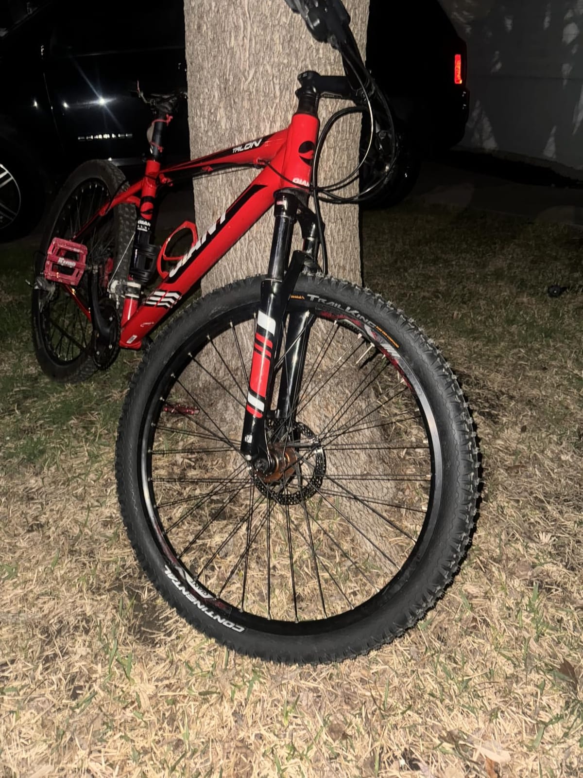 Continental Trail King - Tubeless Mountain Bike Tire - Super Performance on Every Trail - Black - E25 Ebike Rated customer photo 1