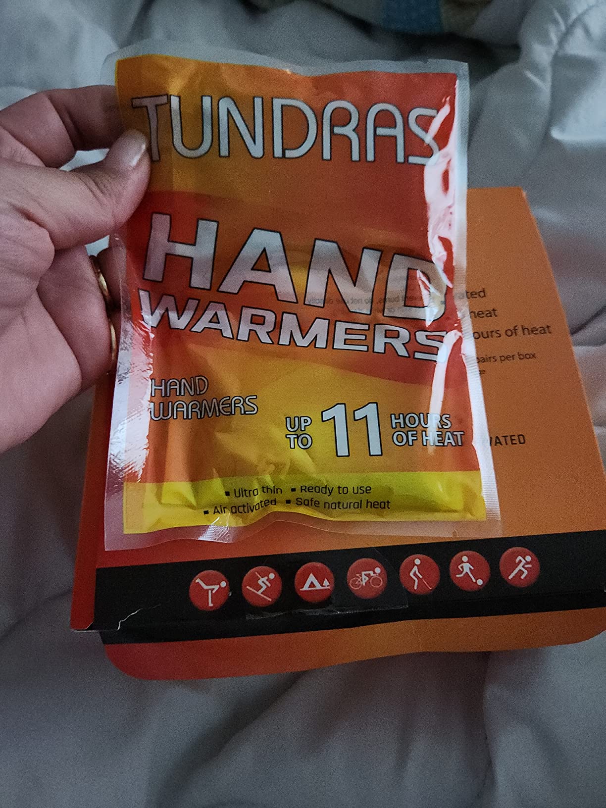 Hot Hand Warmers 11 Hours Long Lasting - 40 Count - Natural Odorless Safe Single Use Air Activated Heat Packs for Hands, Toes and Body - Up to 11 Hours of Heat - TSA Approved customer photo 2