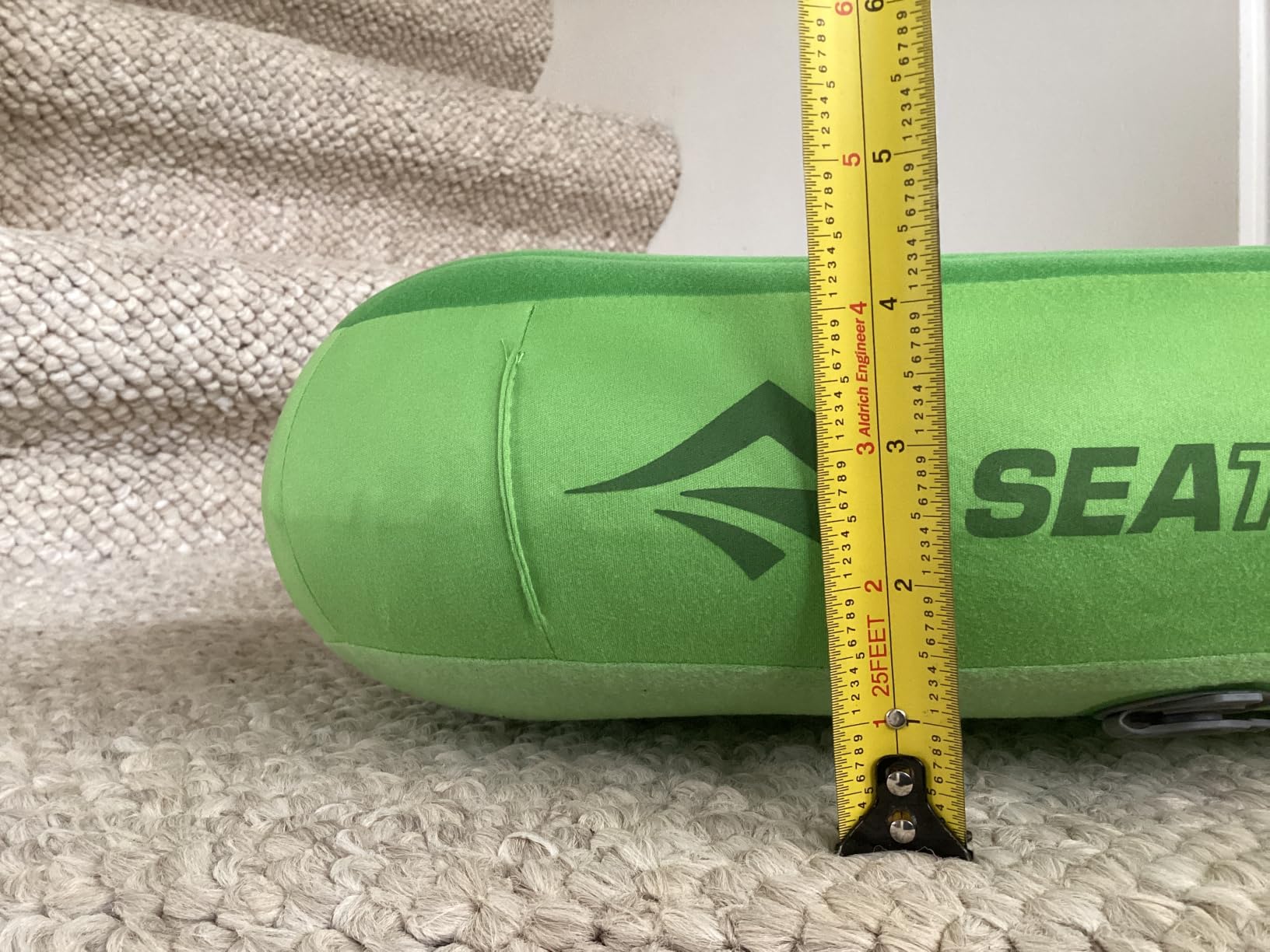 Sea to Summit Aeros Premium Inflatable Pillow, Regular, Lime customer photo 1