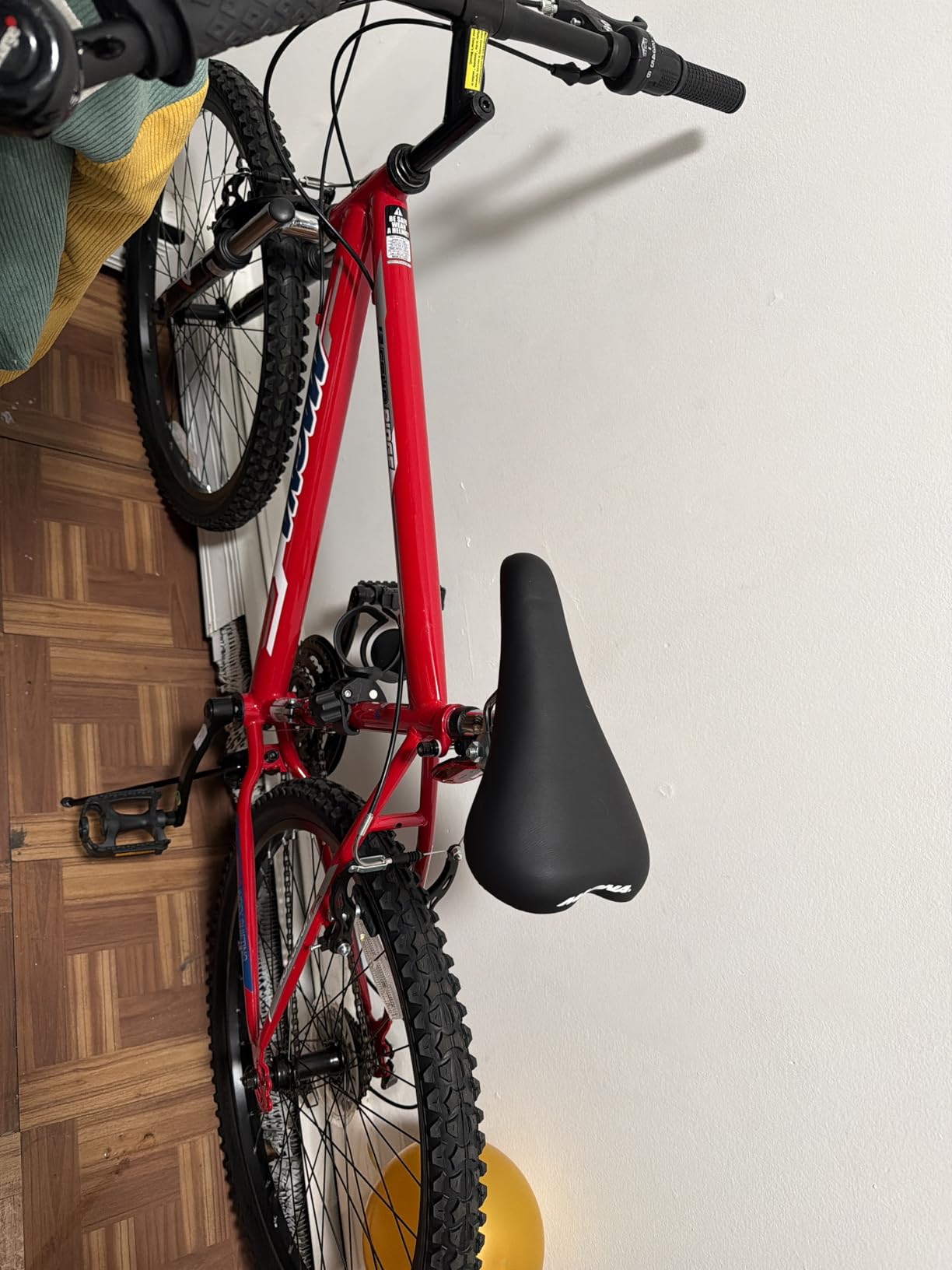 Dynacraft Magna Echo Ridge Mountain Bike – Rugged and Durable Design, Perfect for Teens and Adults Learning to Ride, Sturdy and Easy to Assemble, Ideal for Adventurers customer photo 1