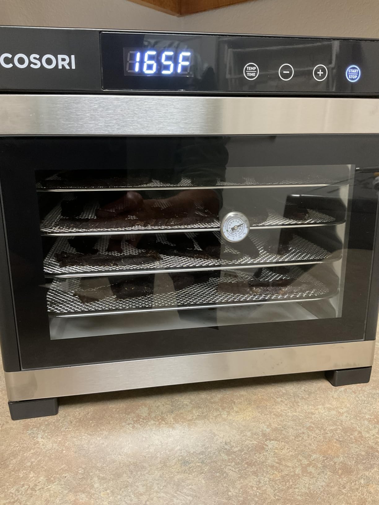Cosori Food Dehydrator, 6 Stainless Steel Trays with 6.5 ft² Drying Space customer photo 2