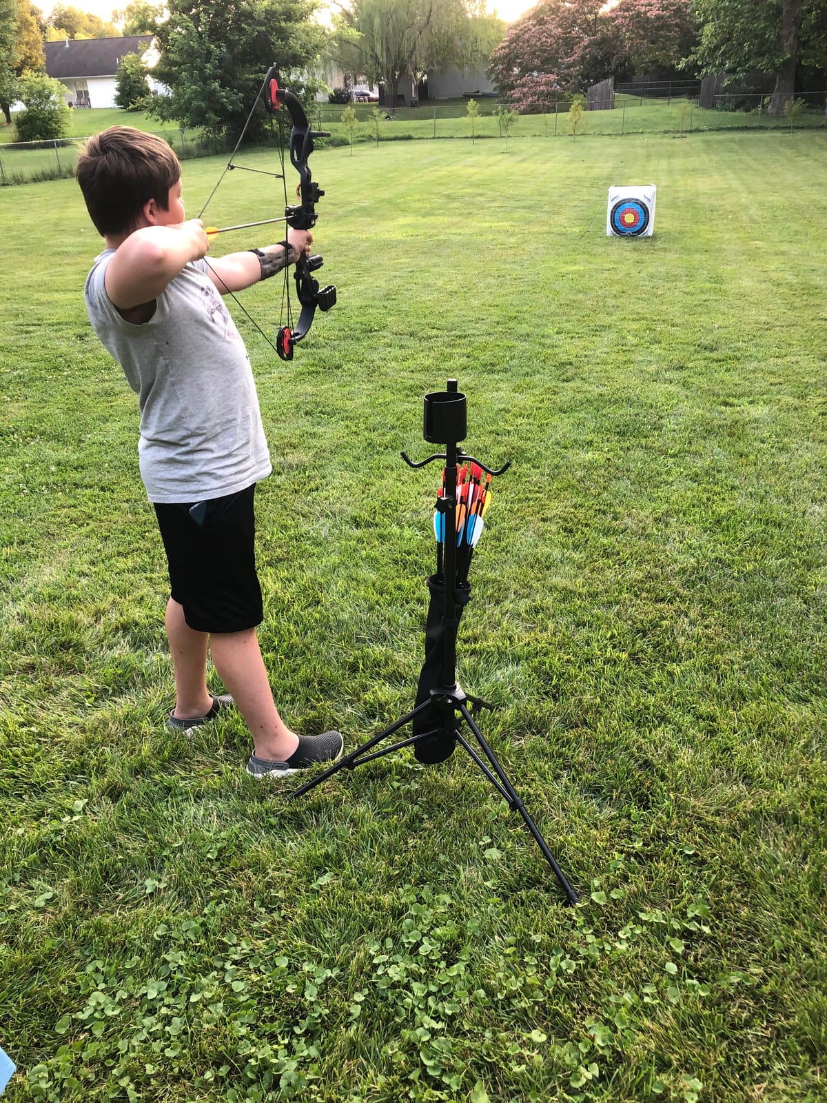 Compound Bow Archery for Youth and Beginner, Right Handed,19”-28” Draw Length,15-29 Lbs Draw Weight, 260 fps customer photo 2