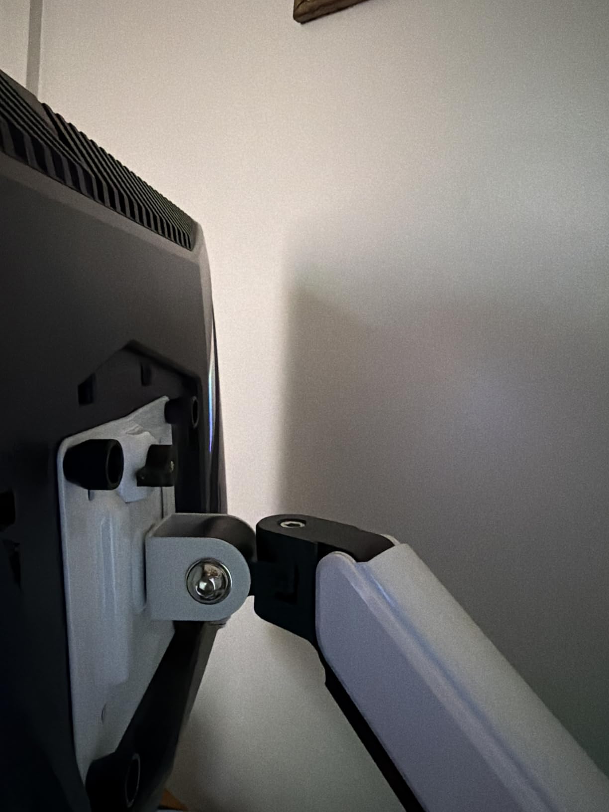 EVEO Premium Dual Monitor Mount 14