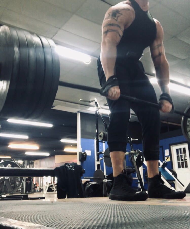 Valor Fitness Olympic Deadlift Barbell, 27MM Powerlifting Bar with Enhanced Whip and Aggressive Knurling, 1200 LB Capacity Deadlift Bar for Strength Training, Powerlifting, Heavy Lifting, Home Gym, Garage Gym, Olympic Weightlifting Equipment customer photo 2