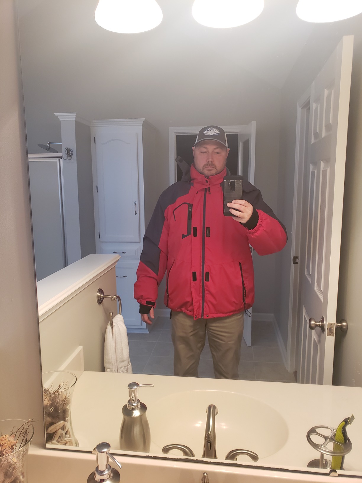 wantdo Men's Softshell Waterproof Polar Fleece Breathable Climbing Ski Coat customer photo 1