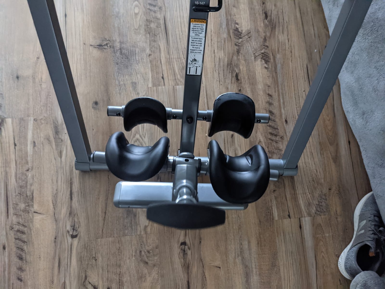 Innova Inversion Table with Stretch Bars for Optimal Slope Inversion and Full Body Stretch customer photo 2